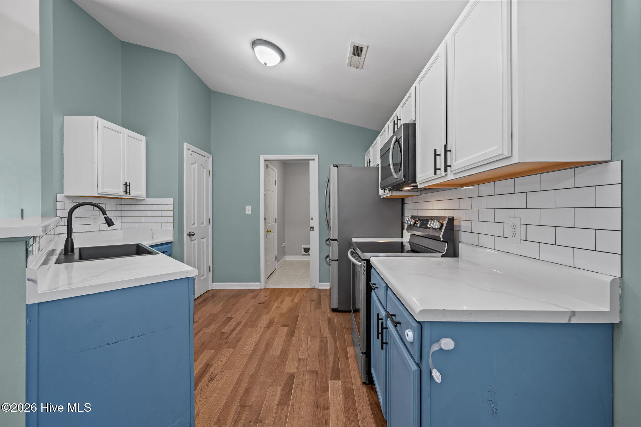 100553534 | Photo 10