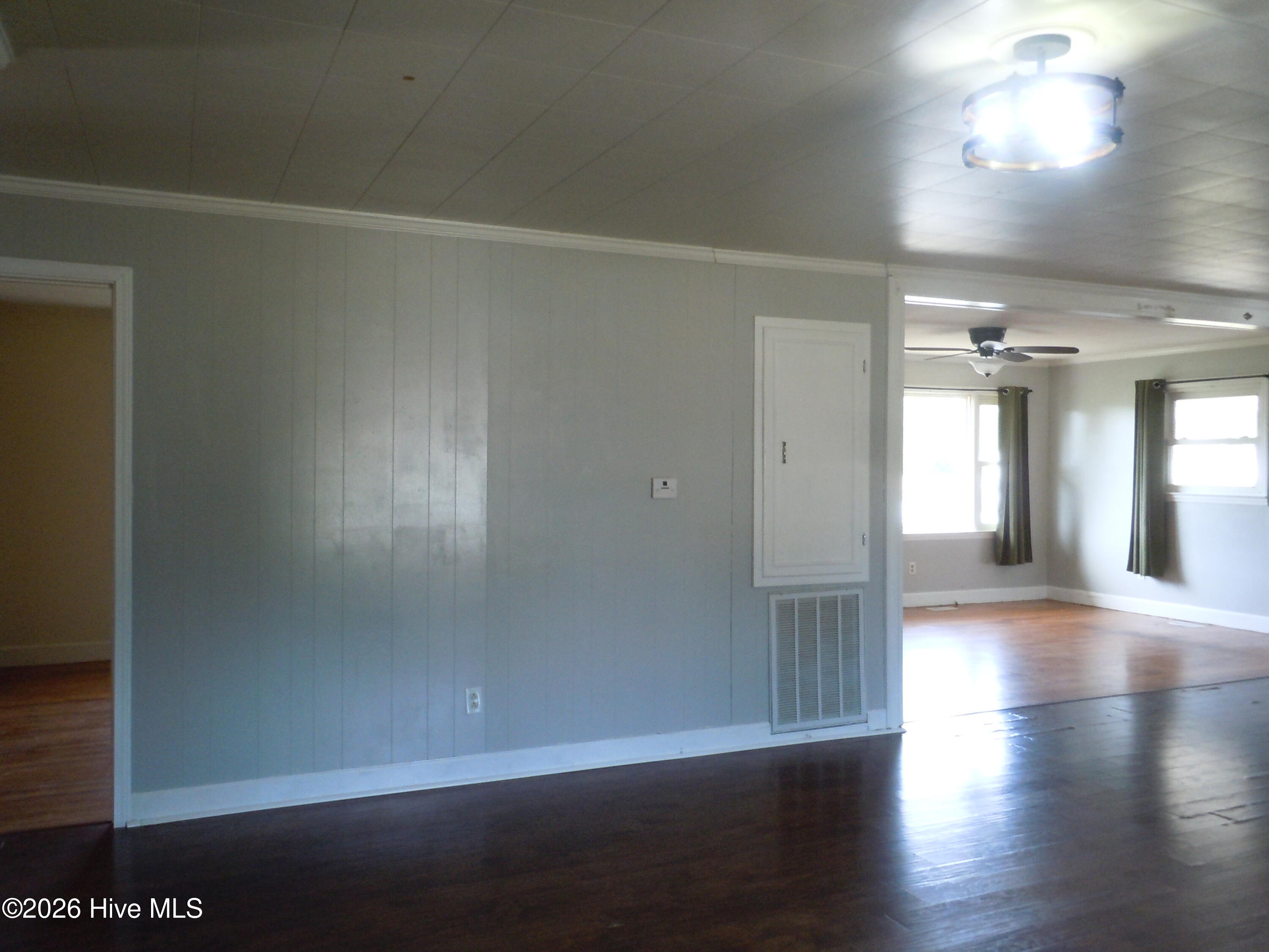 100565752 | Photo 16