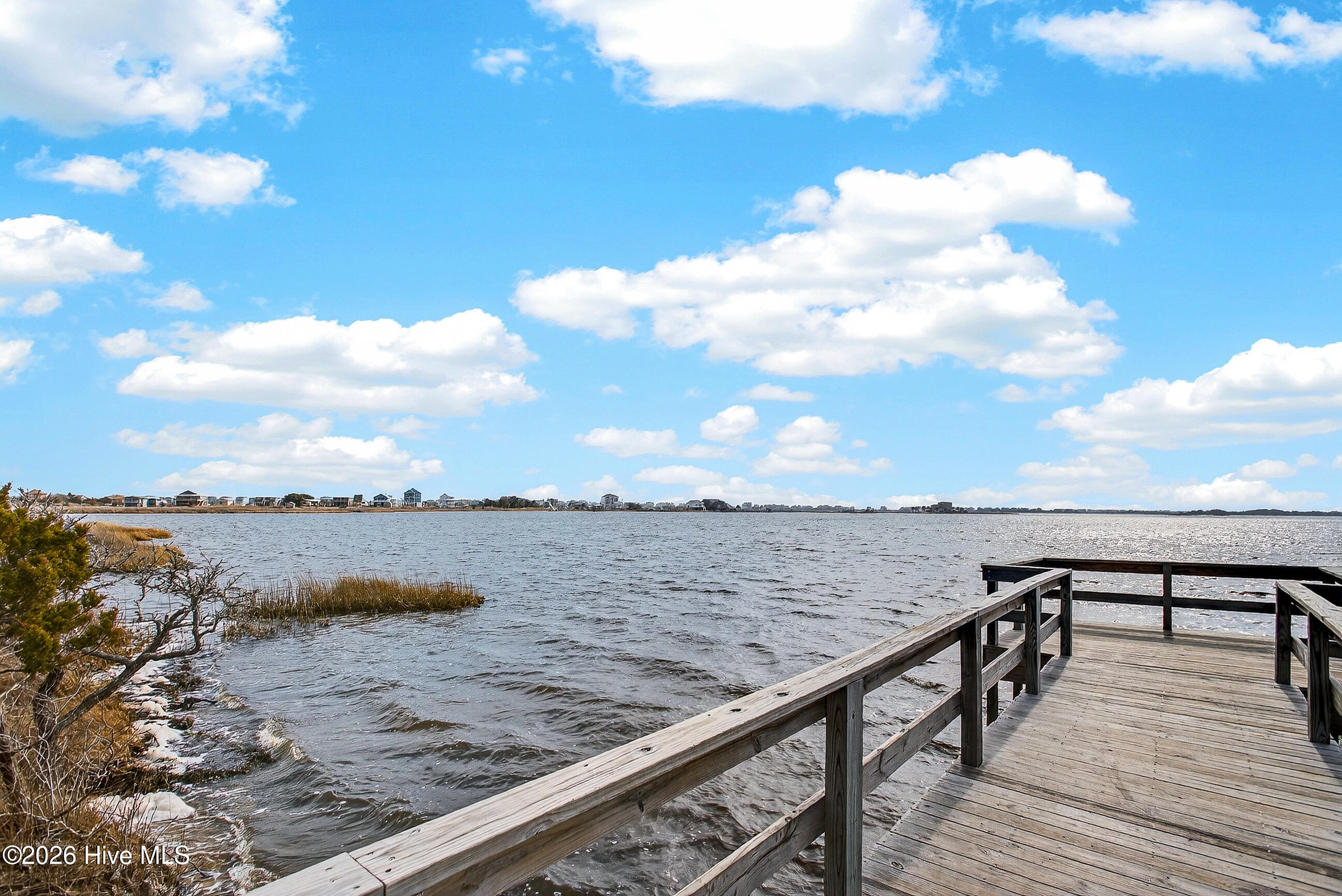 100552254 | Photo 38