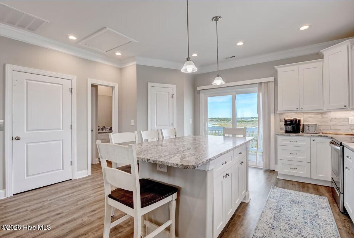 100564826 | Photo 10