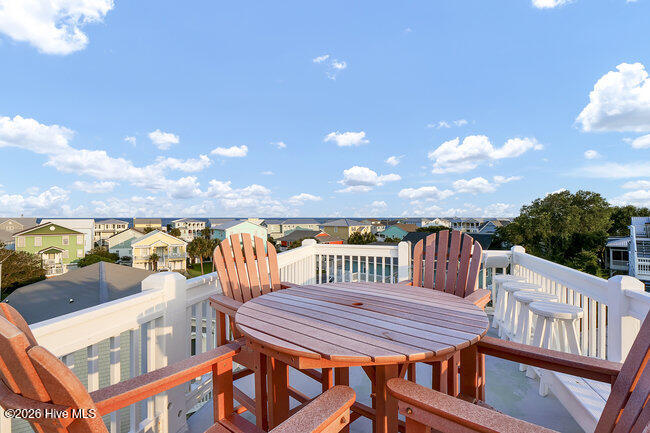 100552893 | Photo 32