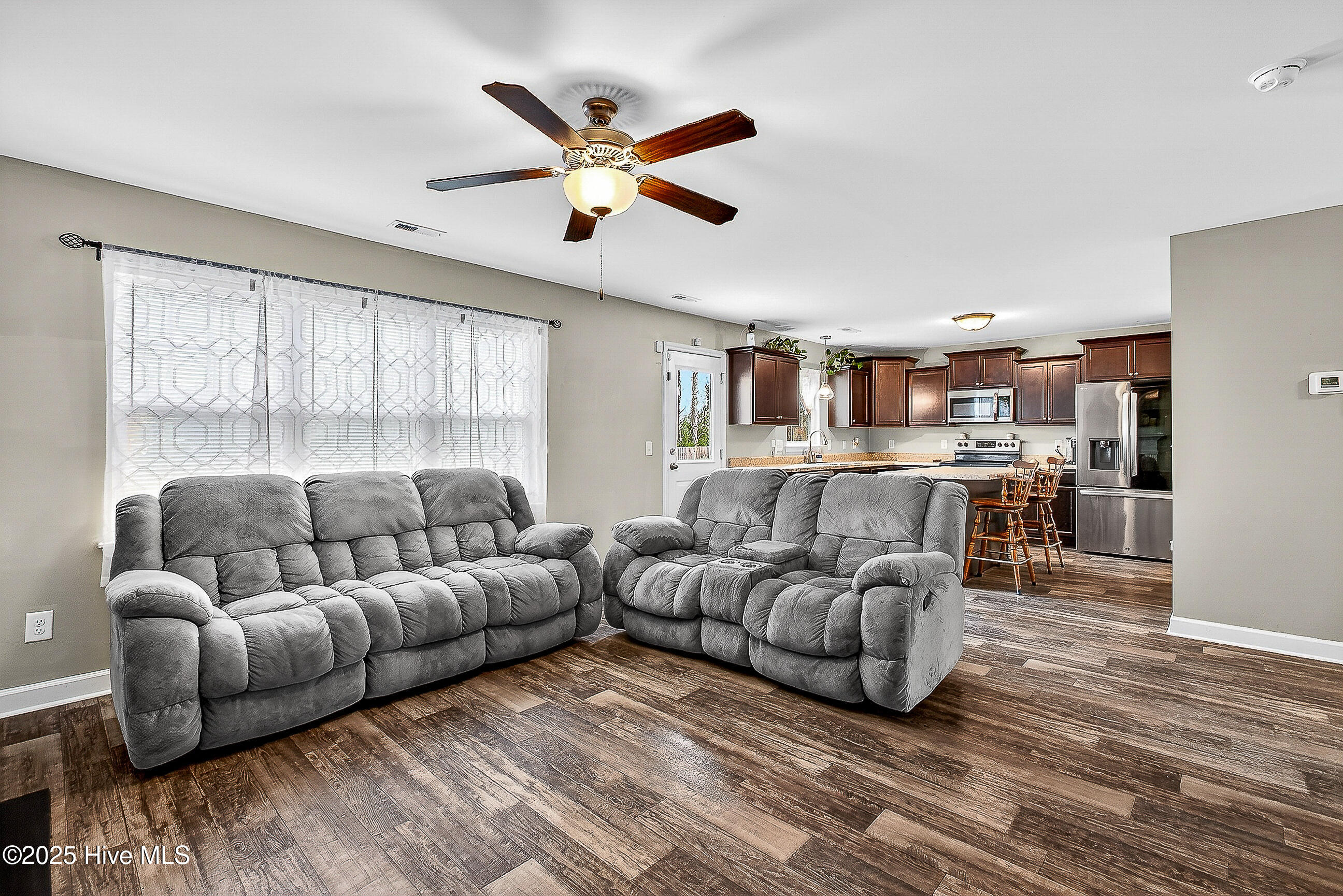 100544724 | Photo 10