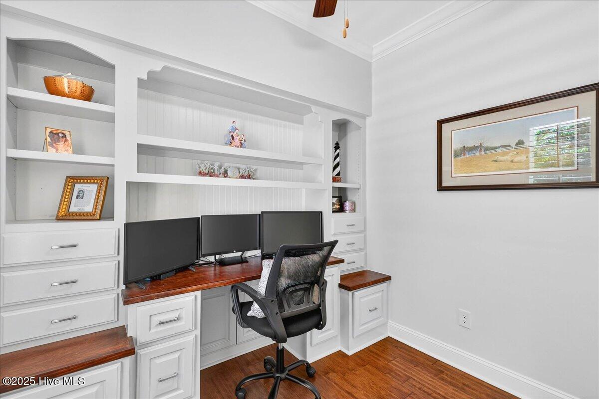 100530604 | Photo 65