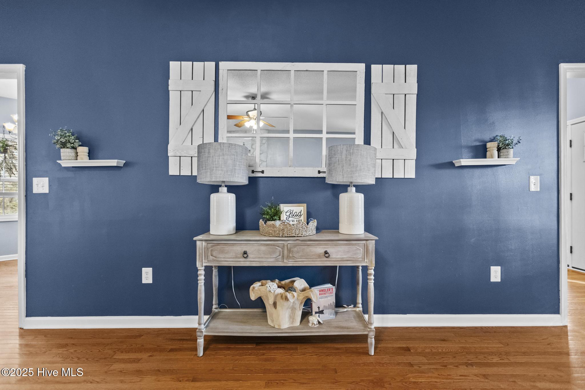 100546183 | Photo 18