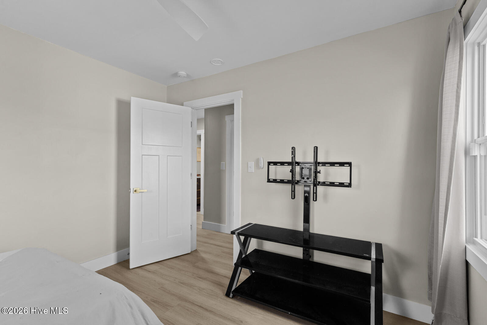 100565644 | Photo 20