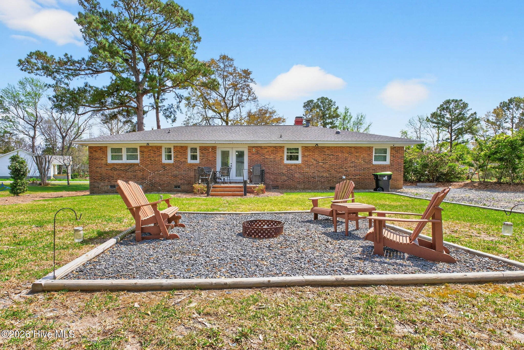 100563567 | Photo 27