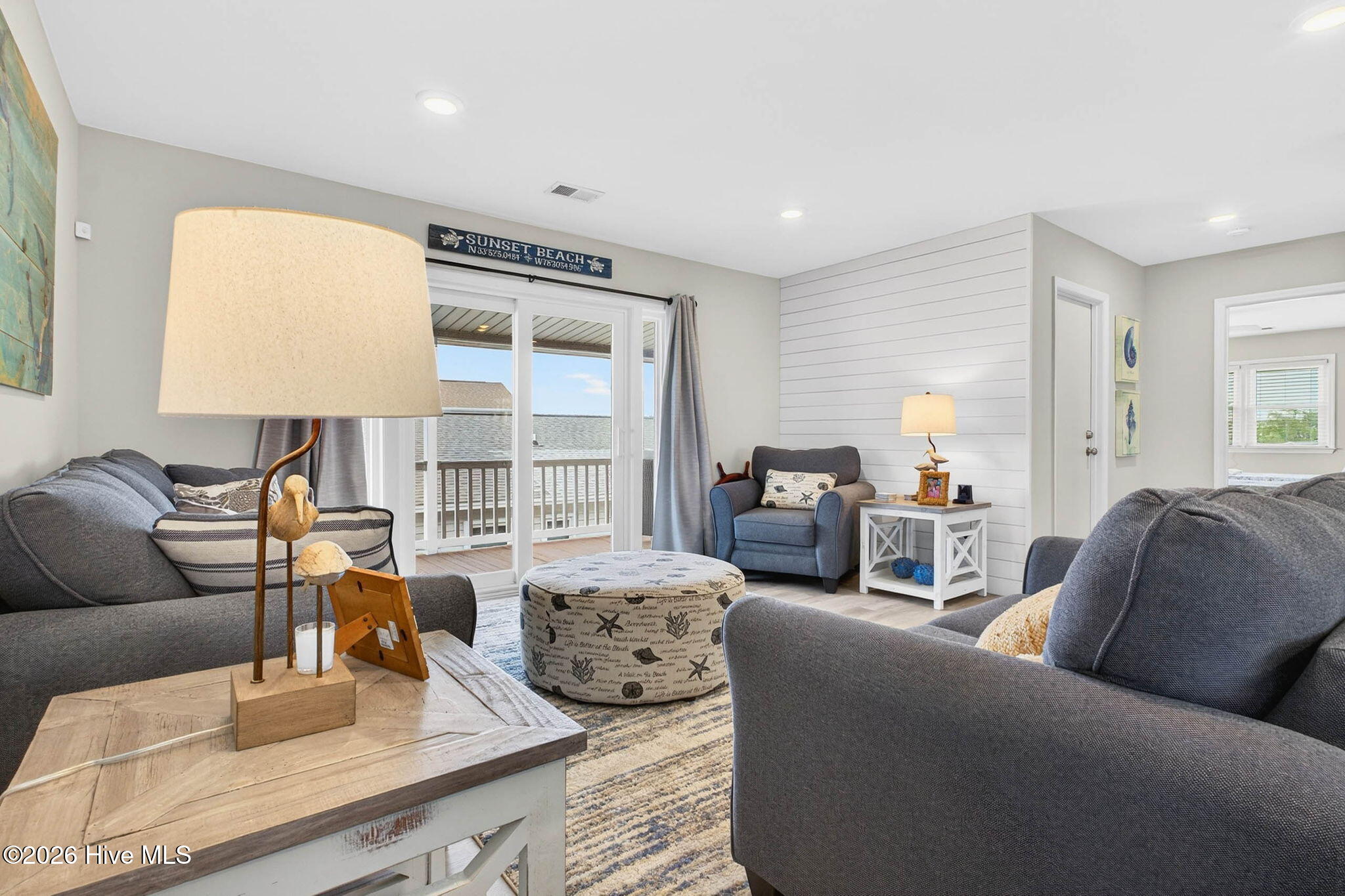 100565816 | Photo 34