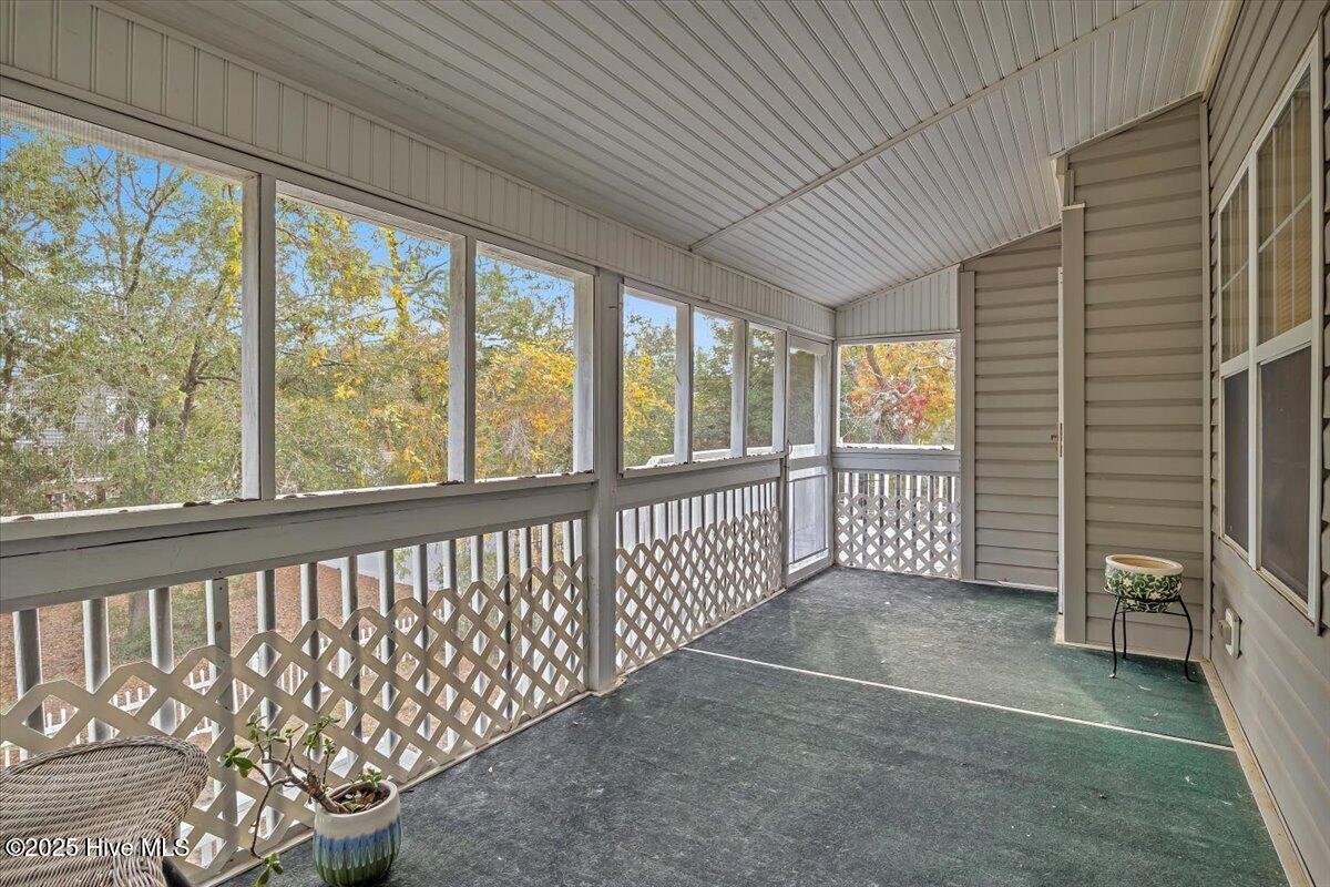 100543778 | Photo 27