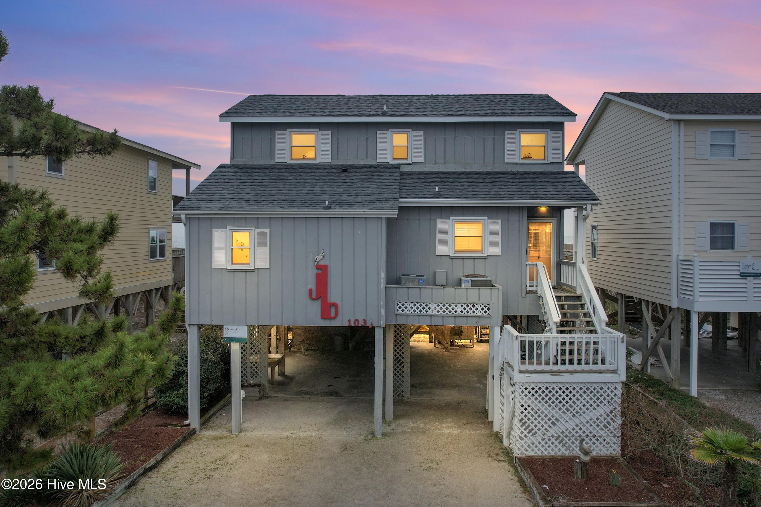 1099 Ocean Boulevard W, Holden Beach, NC, 28462