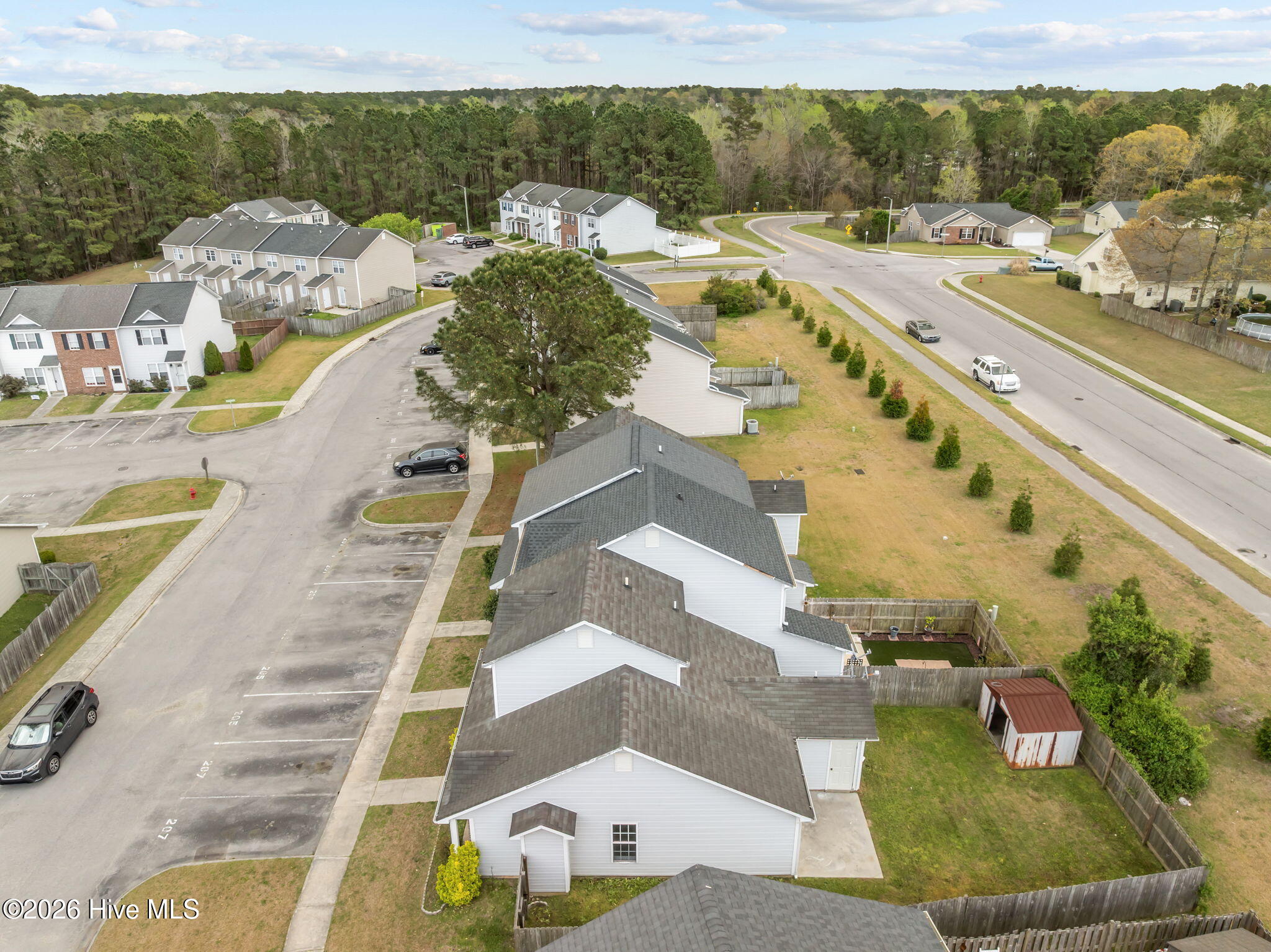 100562645 | Photo 30