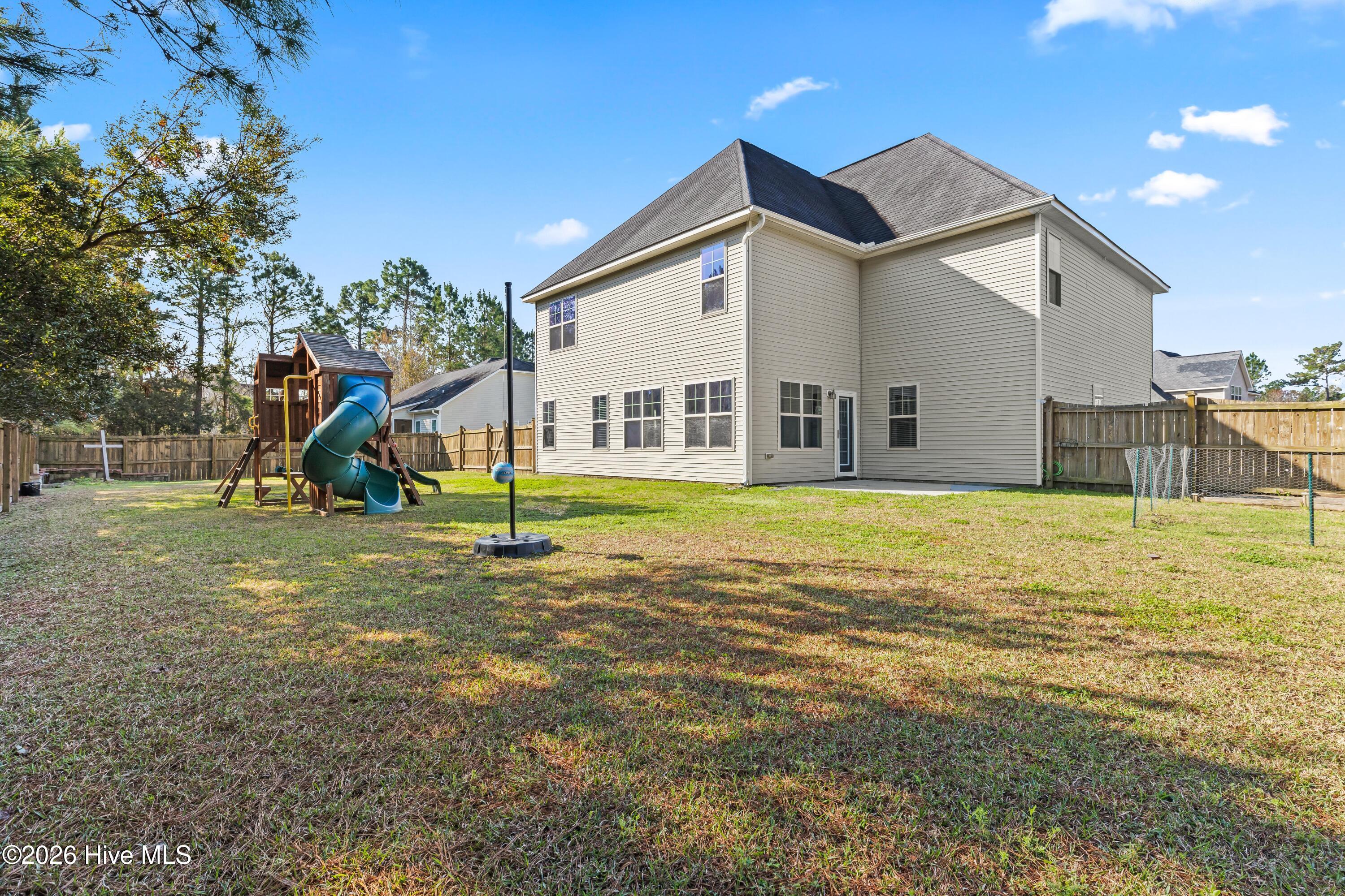 100559199 | Photo 56