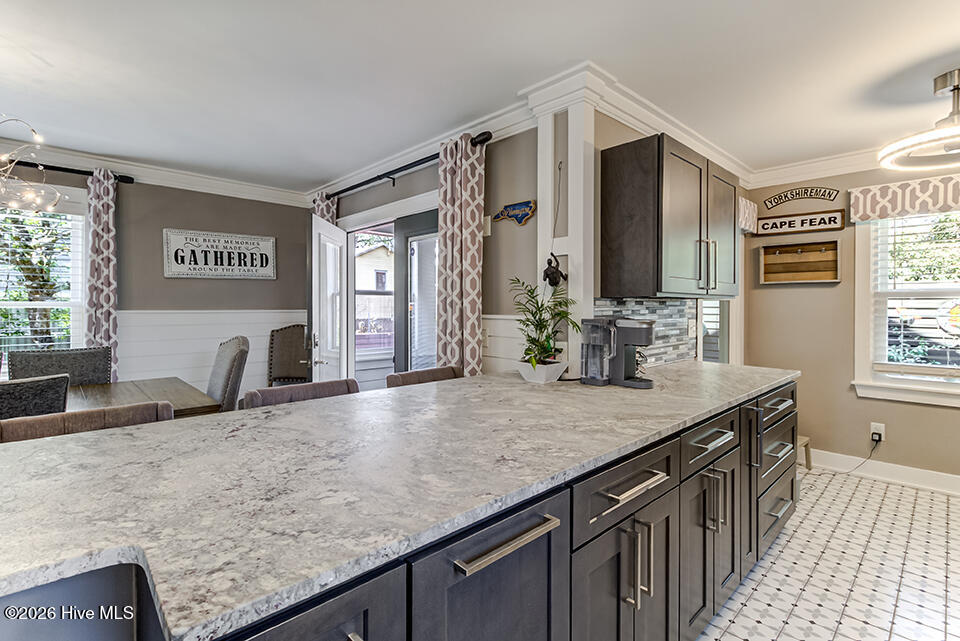 100557542 | Photo 13