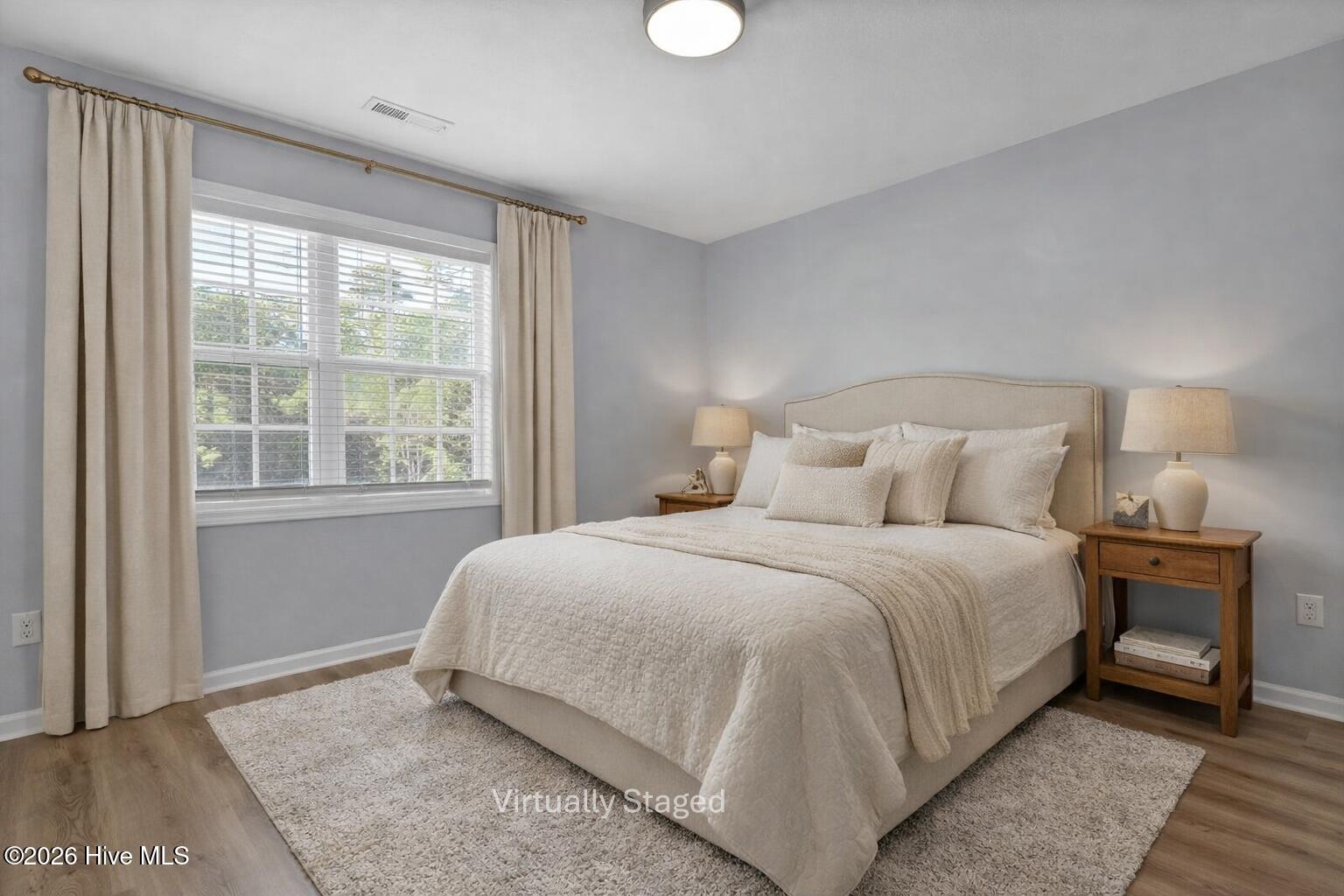 100548986 | Photo 20