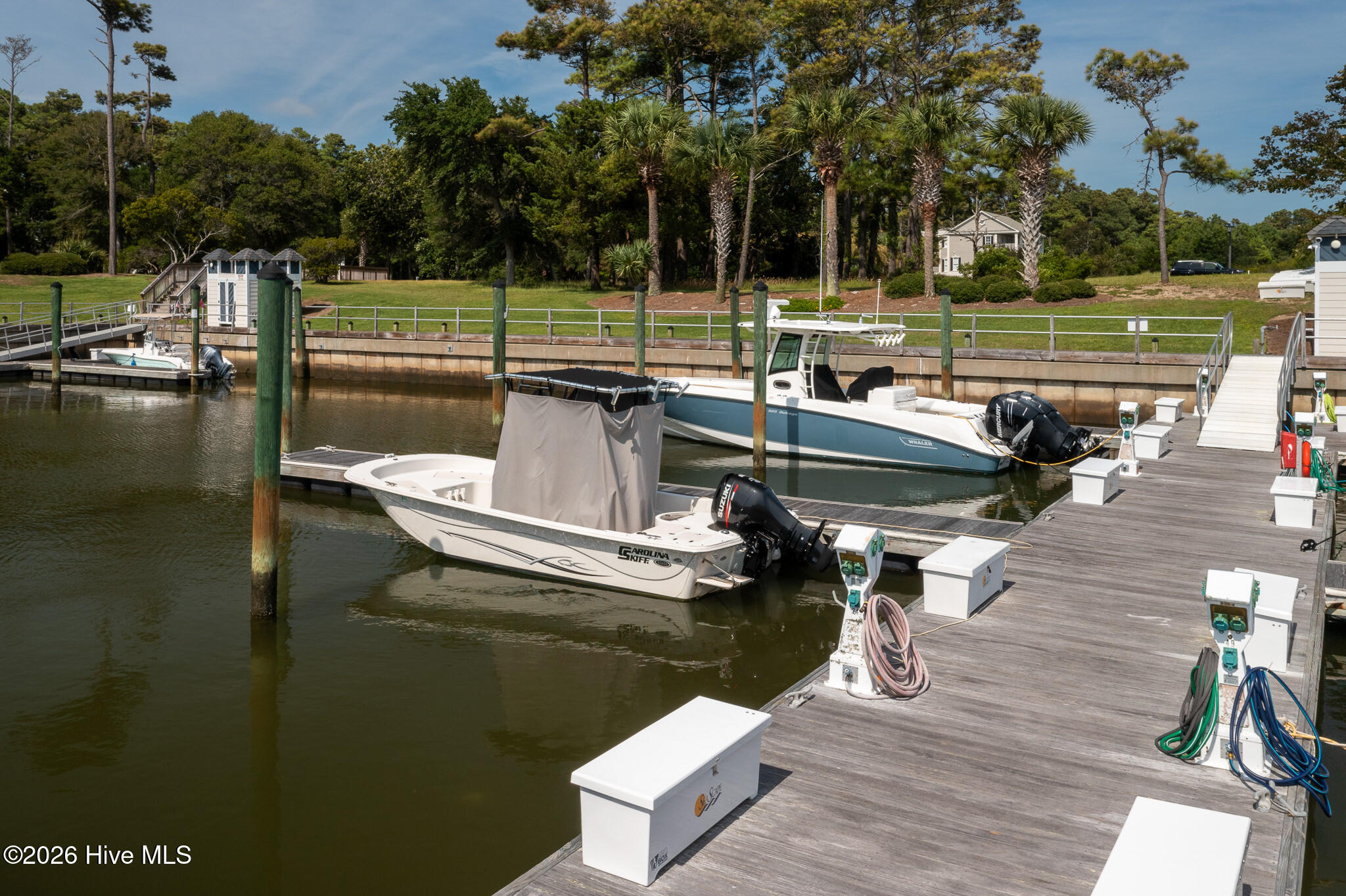 100559457 | Photo 28