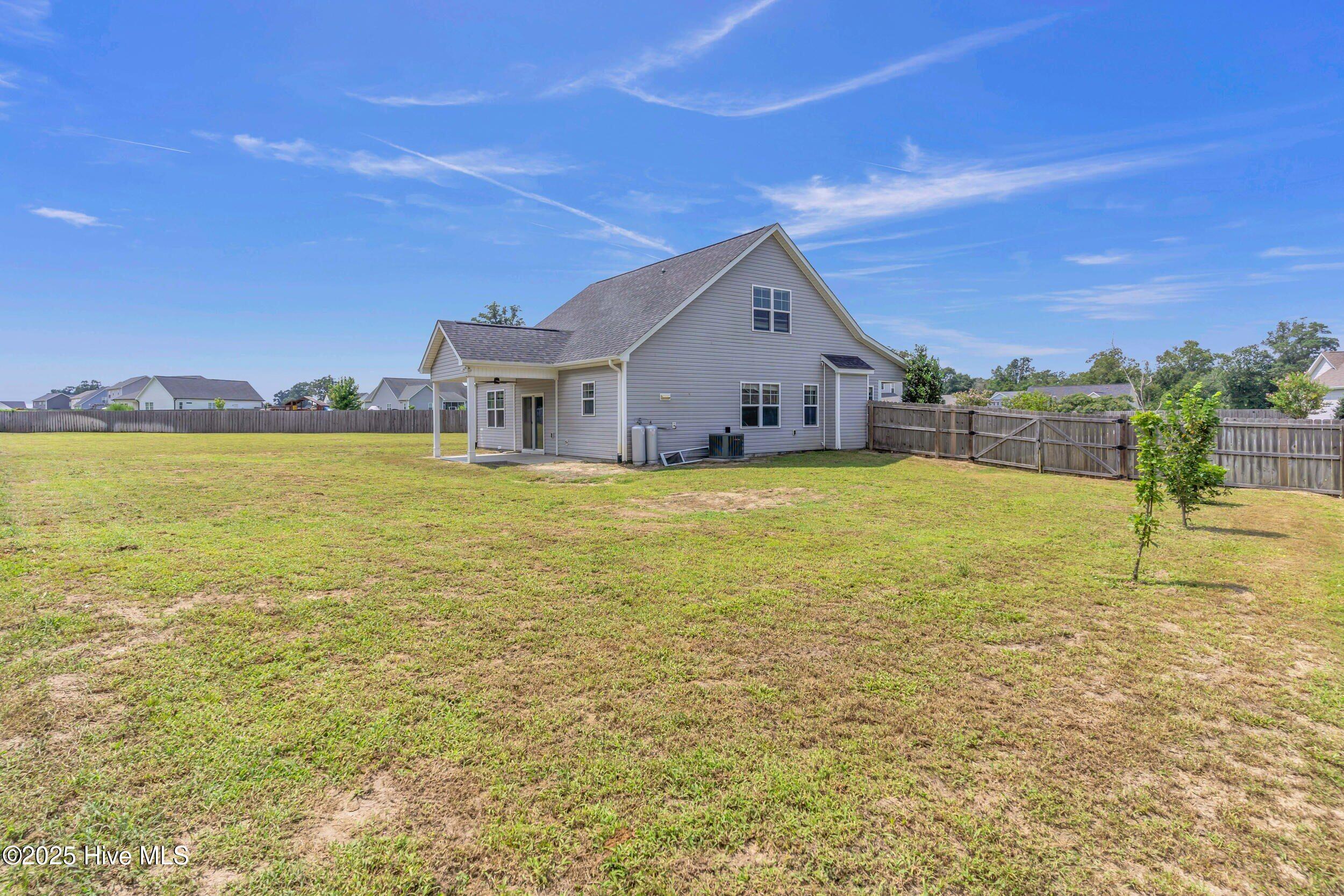 100526373 | Photo 30