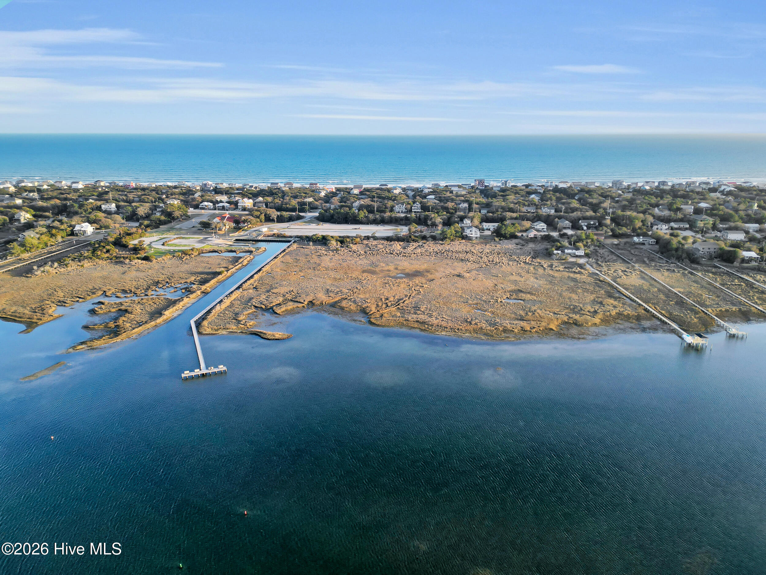 100560097 | Photo 43