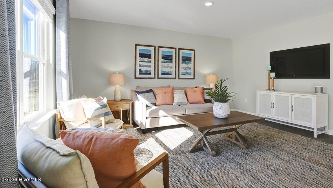 100568721 | Photo 14