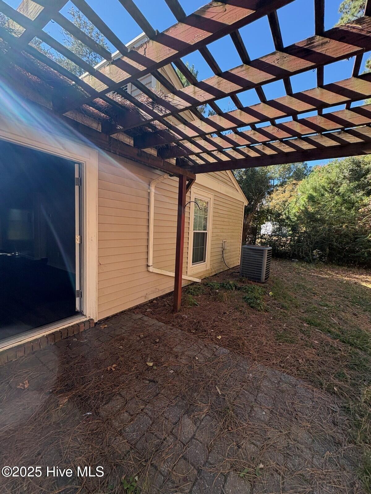 100541721 | Photo 24