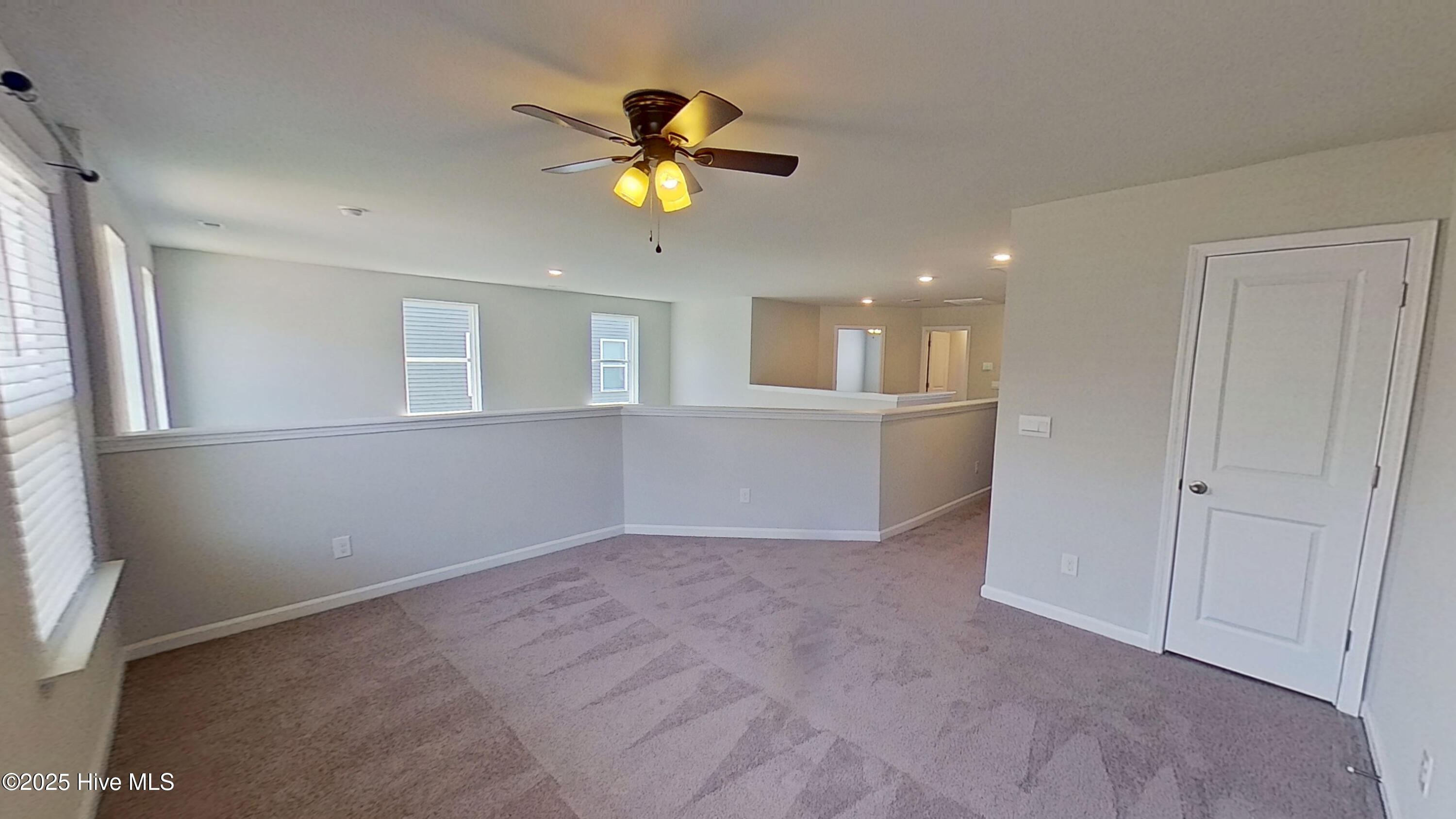 100509218 | Photo 27