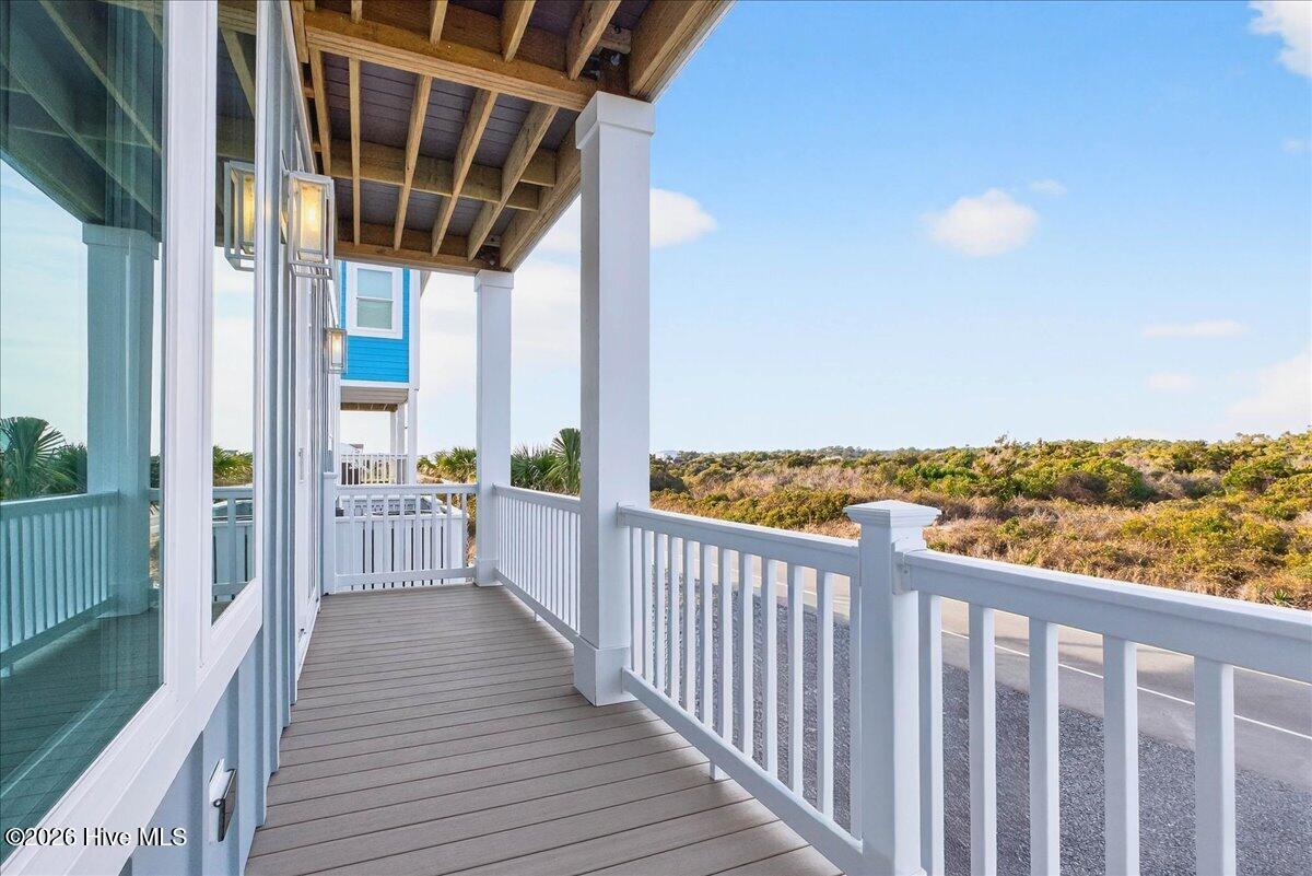 100543299 | Photo 80