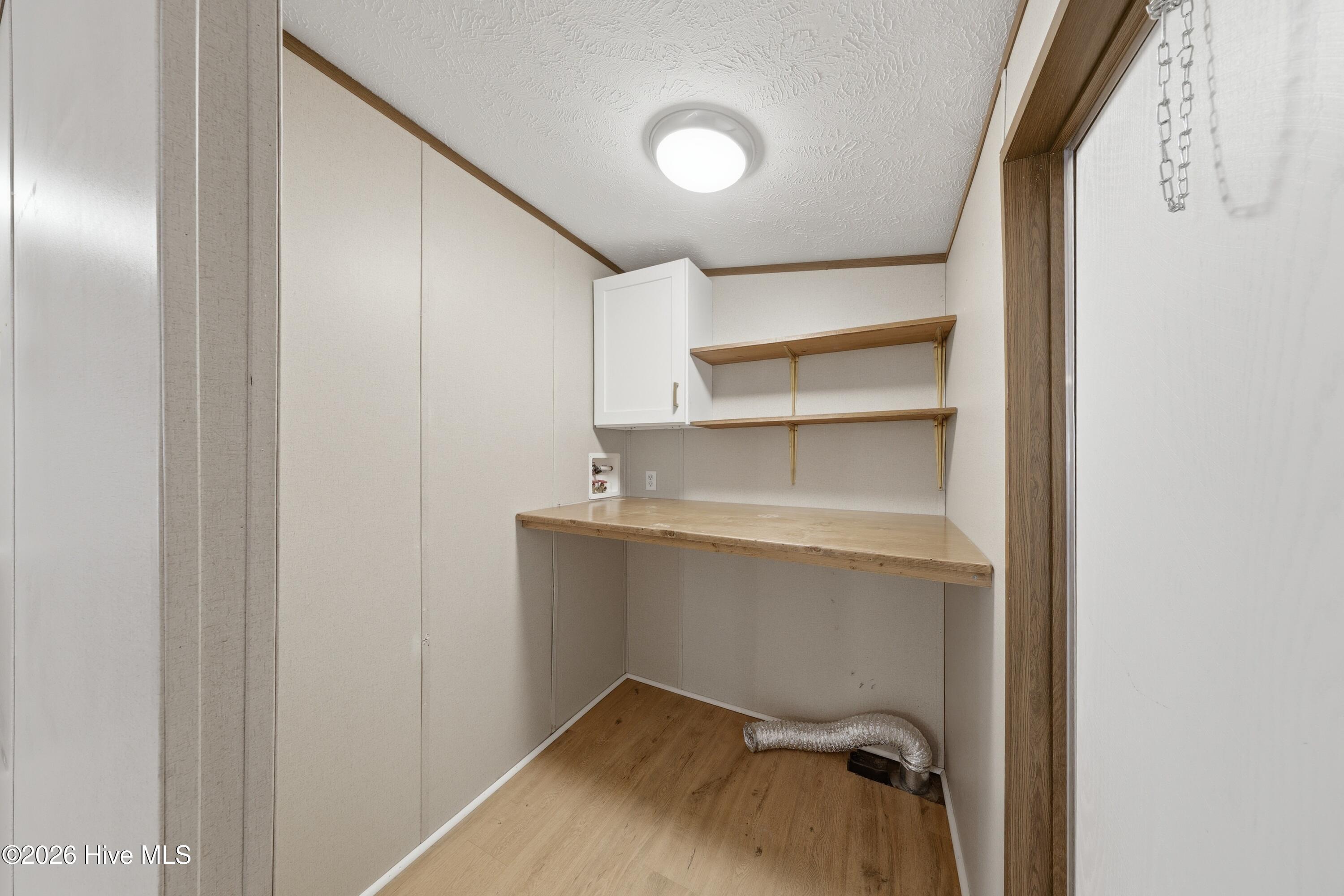 100562676 | Photo 26