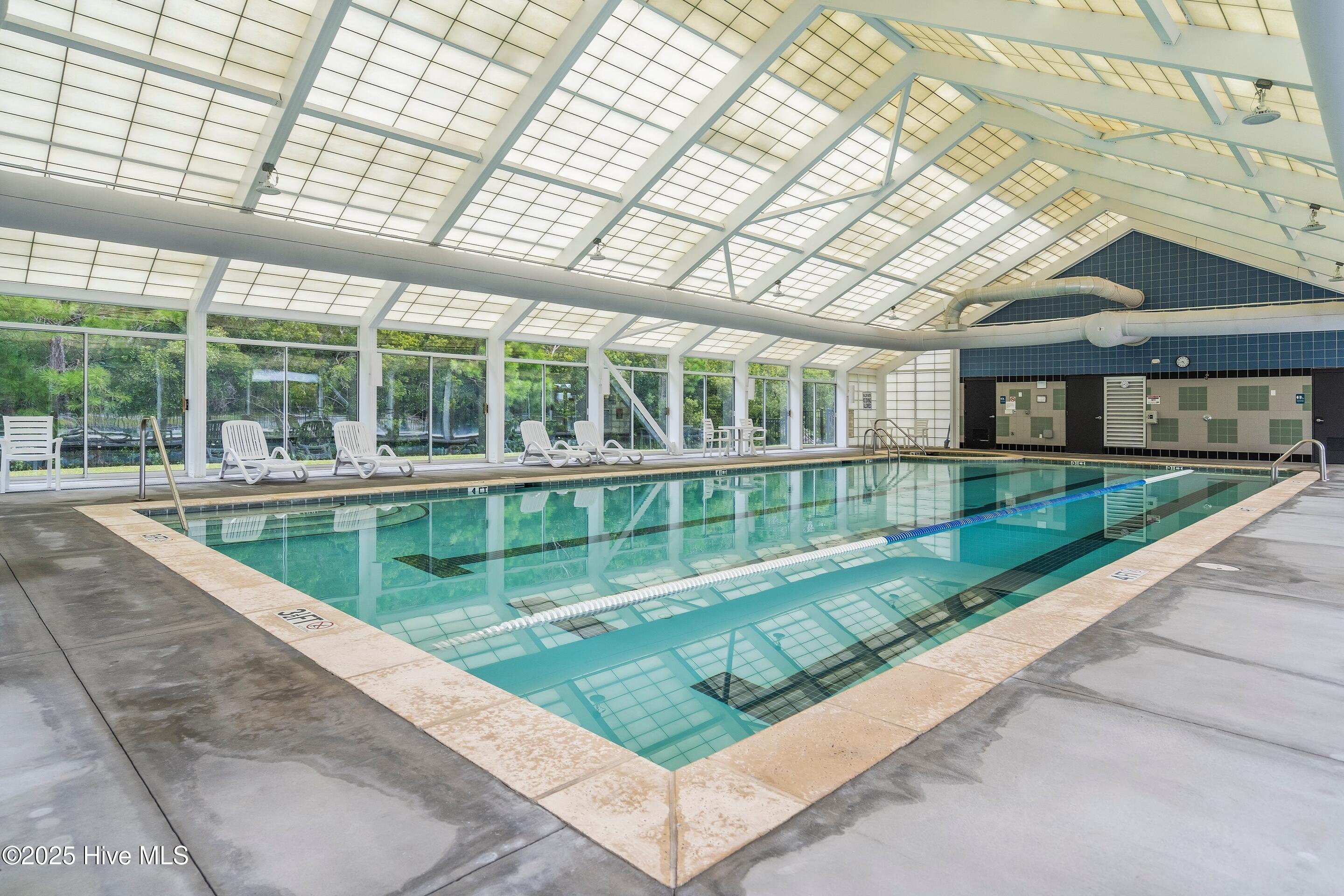 100522432 | Photo 73