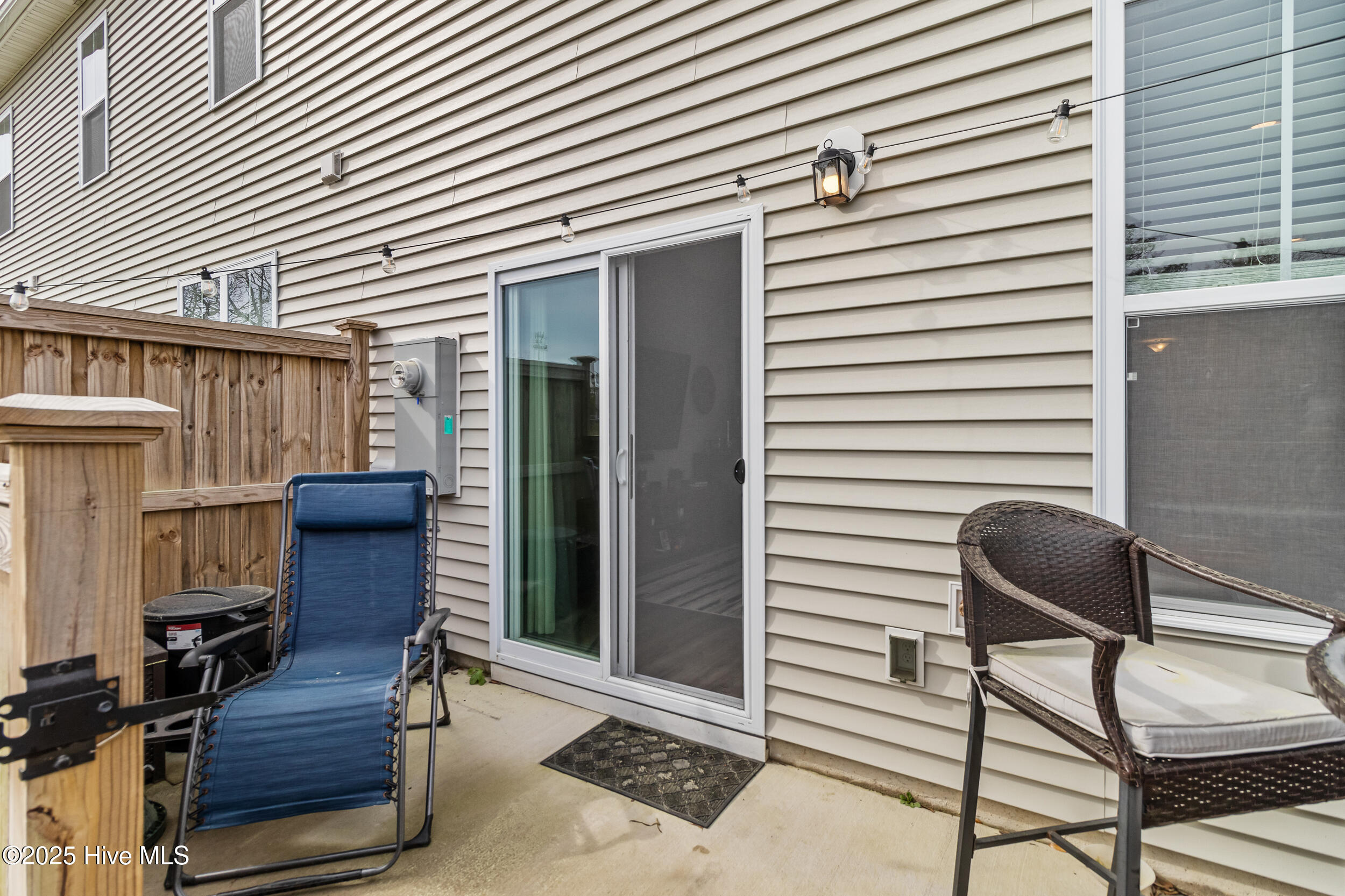 100523378 | Photo 27