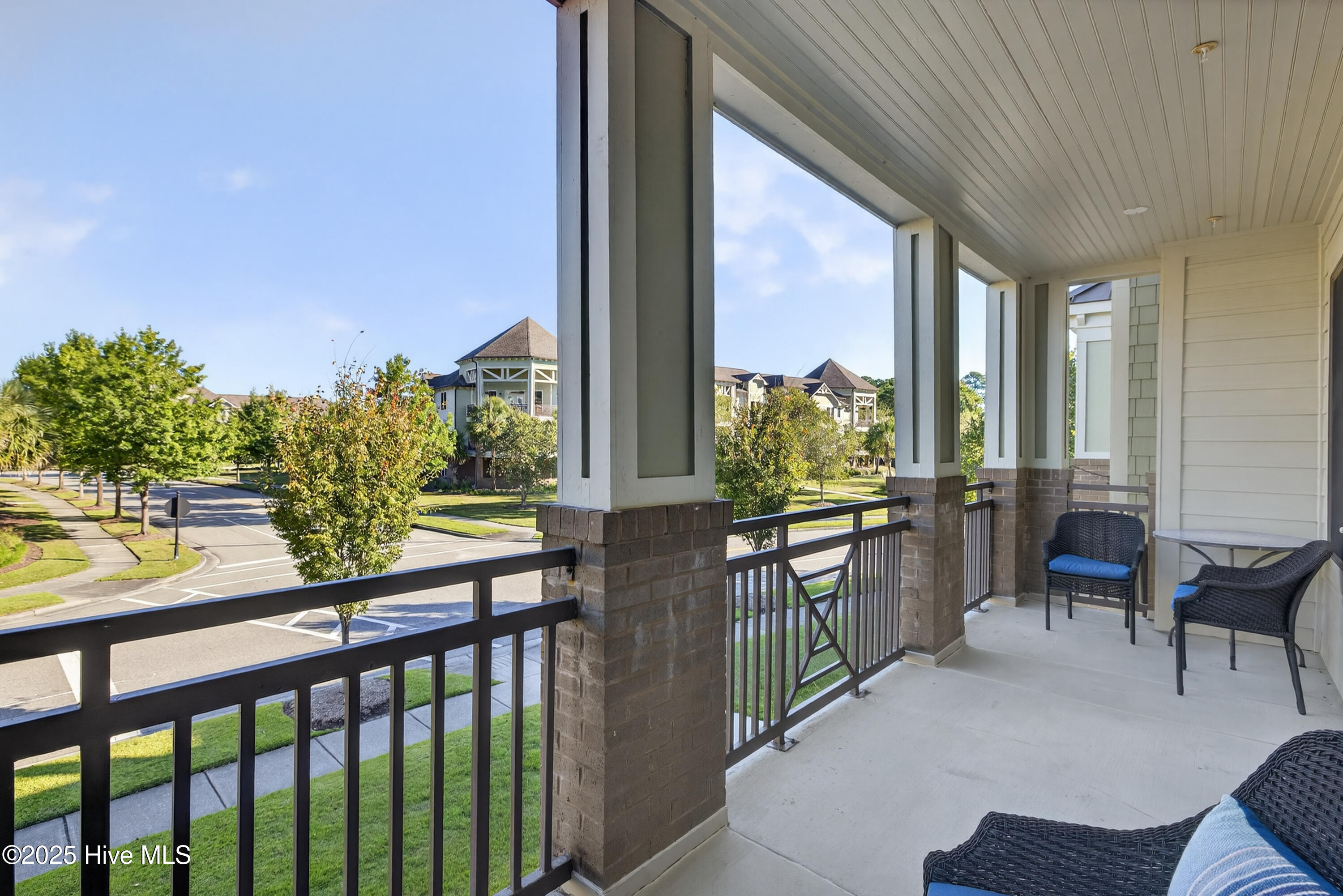 100536723 | Photo 28