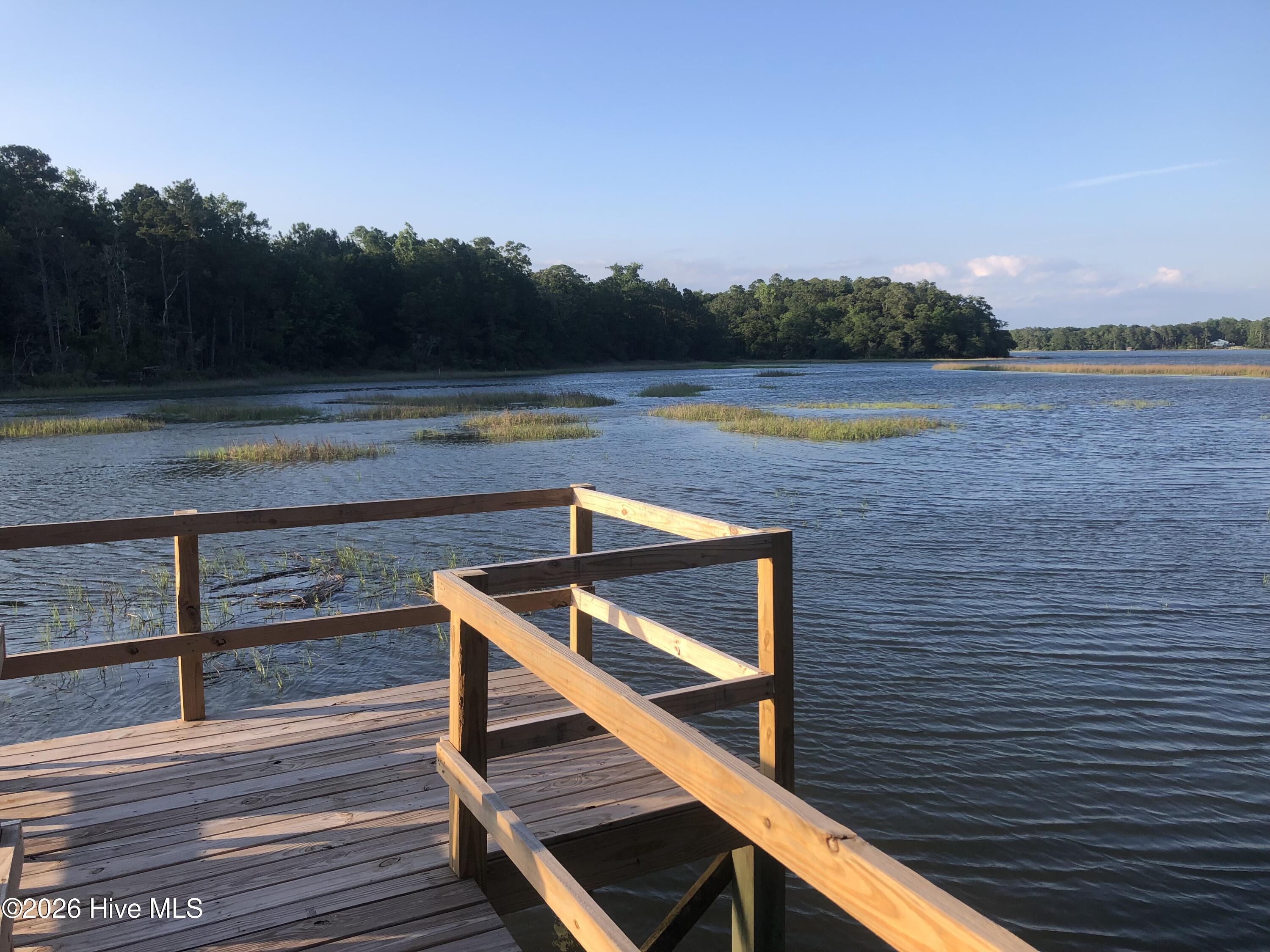 100559357 | Photo 23