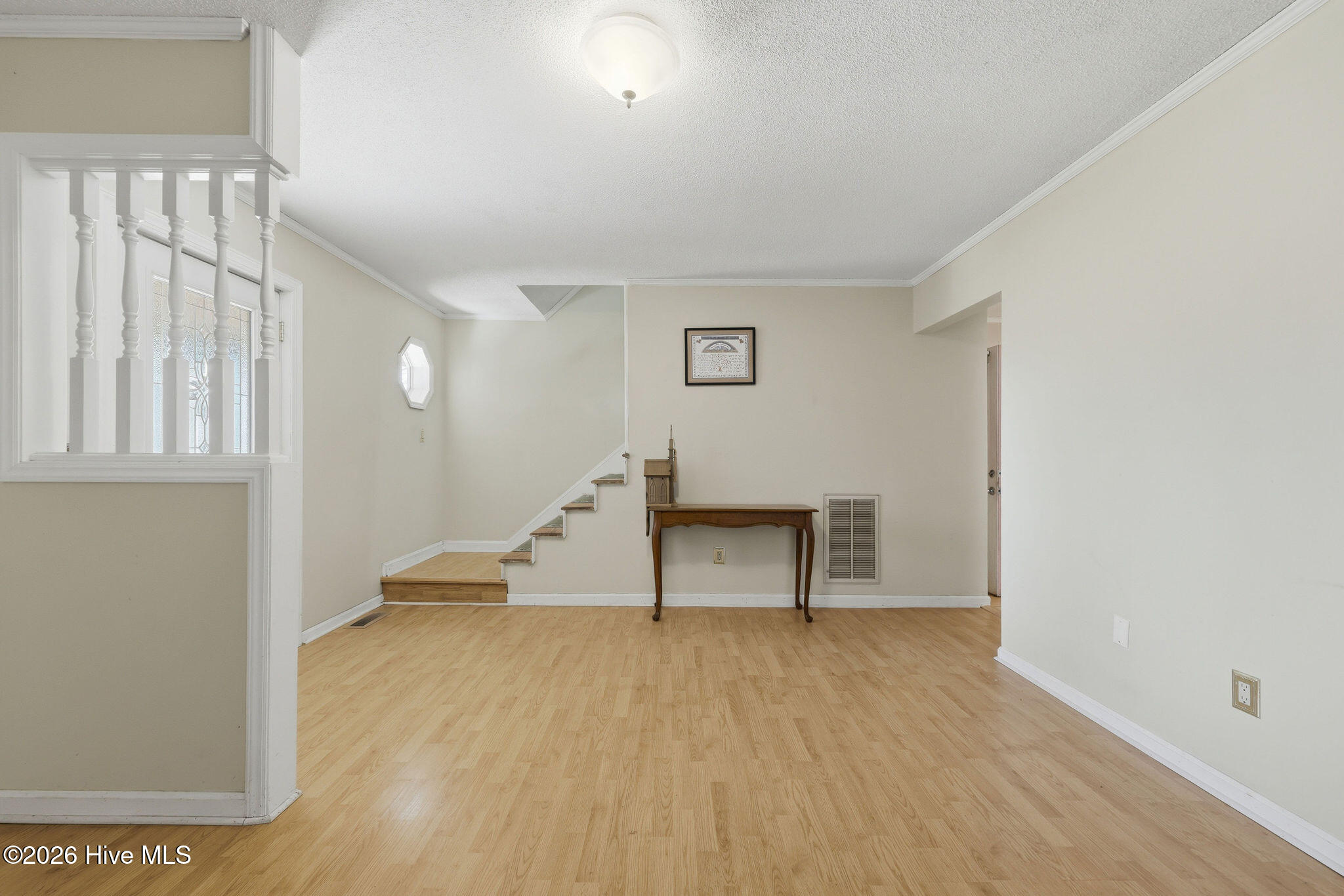 100560695 | Photo 10