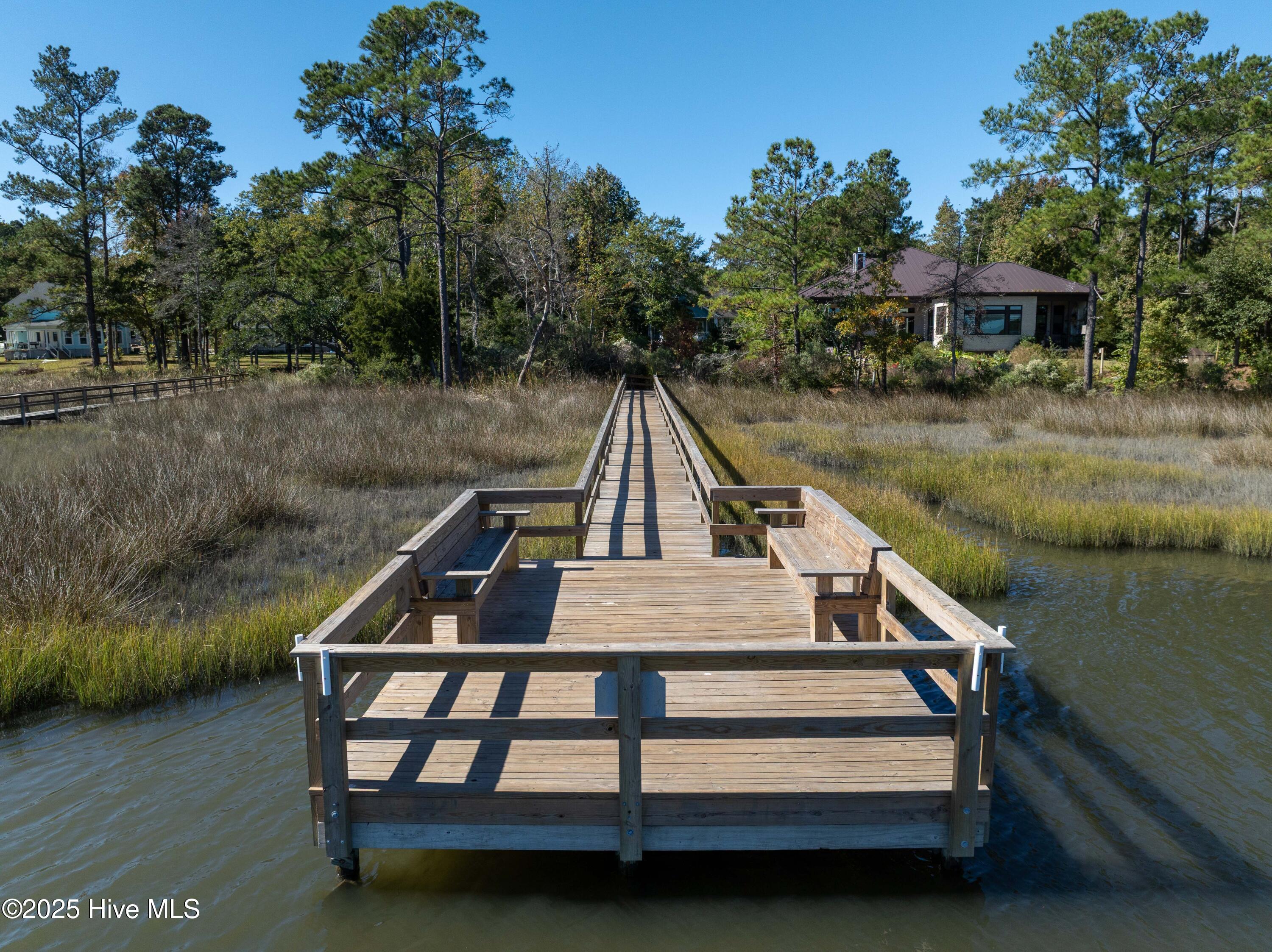 100537657 | Photo 55