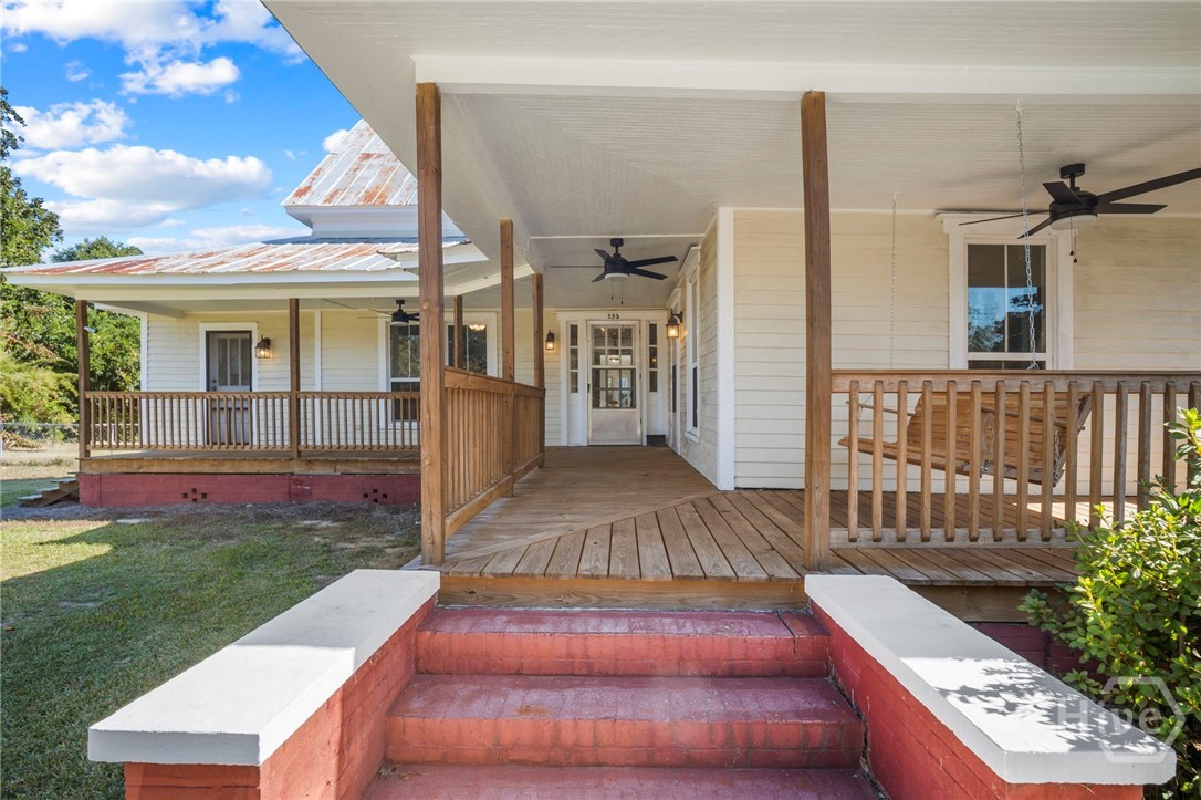 Homes for sale in Metter, GA | 295 S Lewis St, Metter, GA 30439 | MLS# SA343195