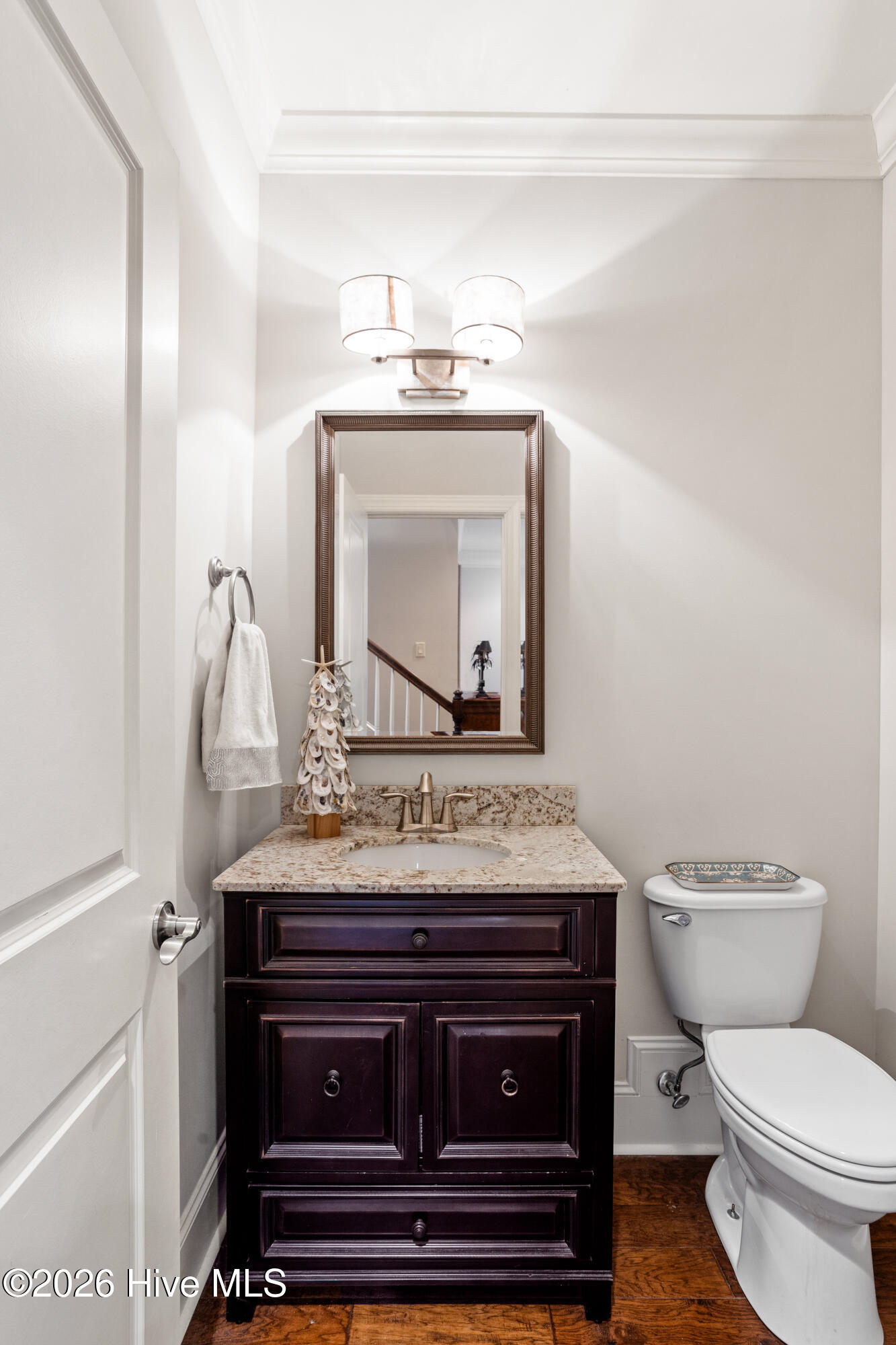 100565451 | Photo 16