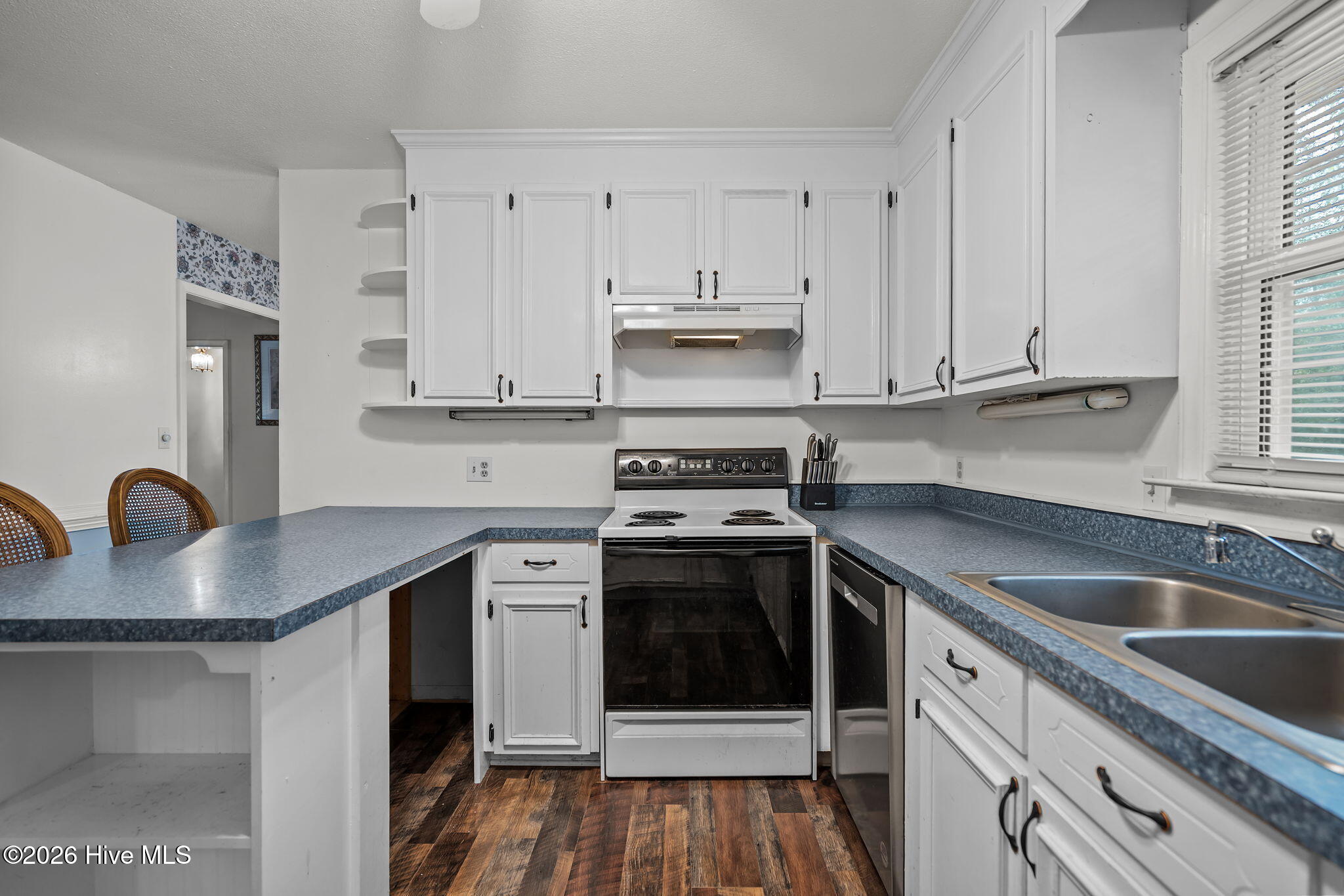 100551462 | Photo 21