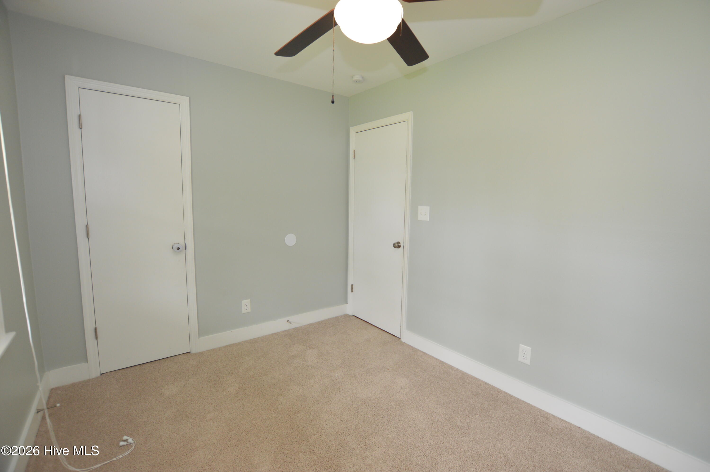 100564196 | Photo 16