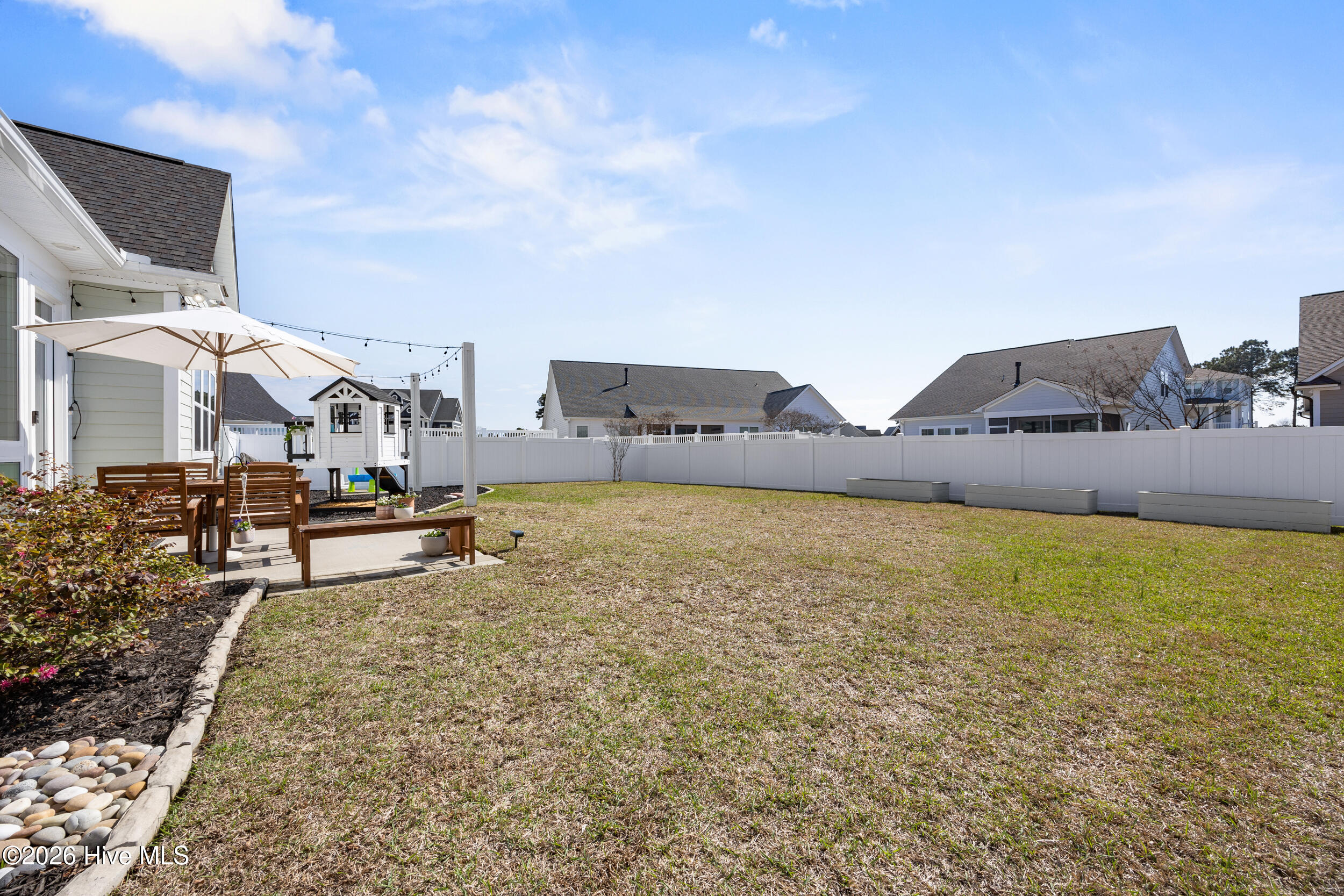 100559680 | Photo 41