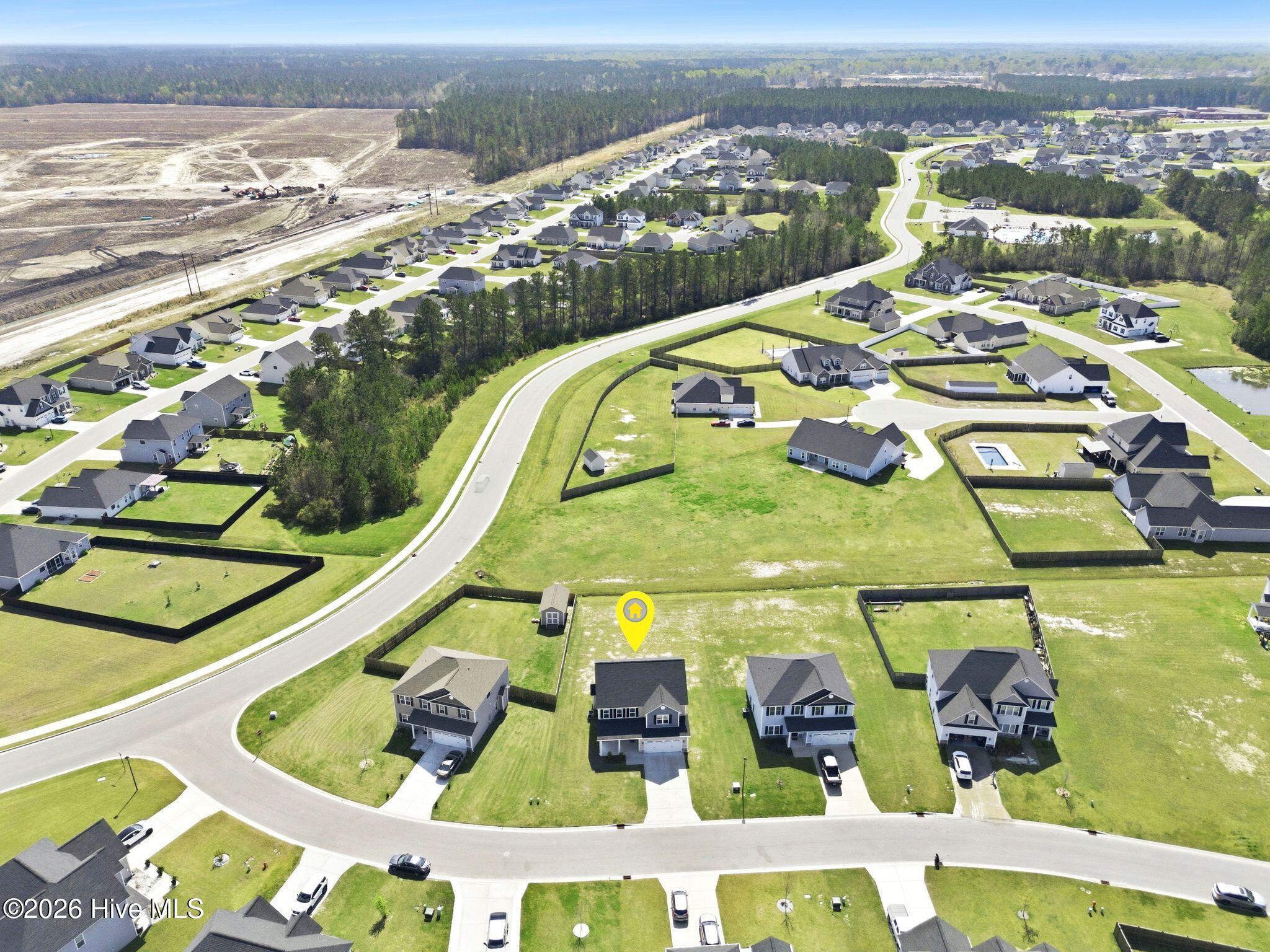 100563998 | Photo 52