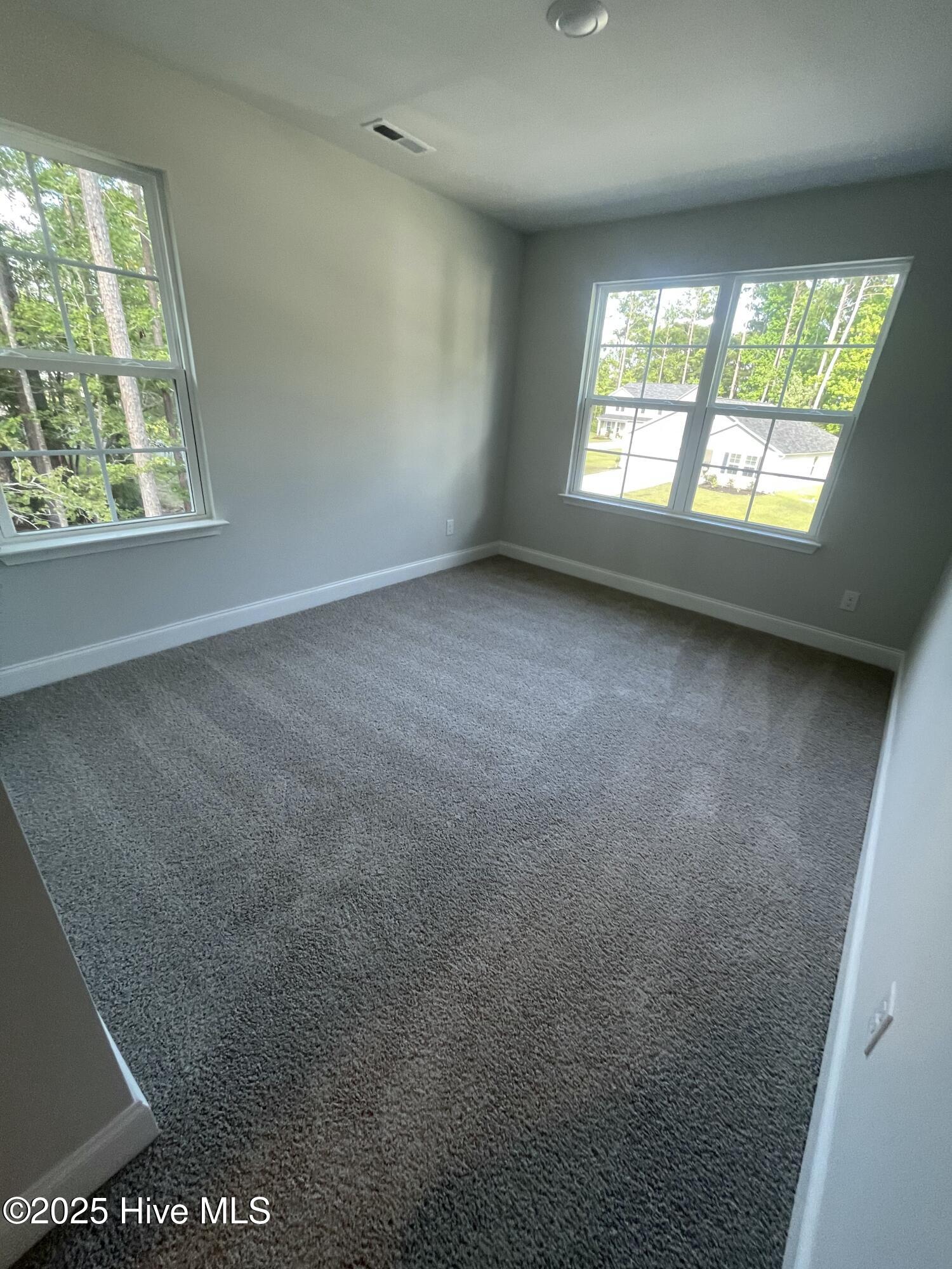 100422121 | Photo 47