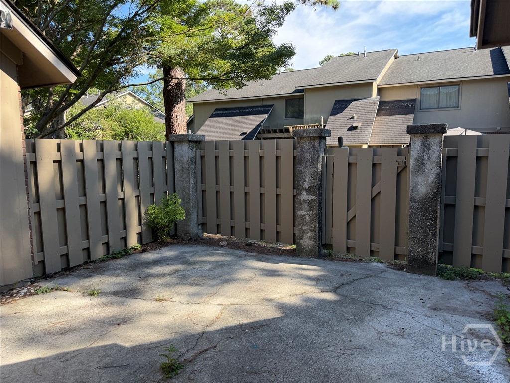 2nd image of 459 Mall Blvd, Savannah, GA 31406