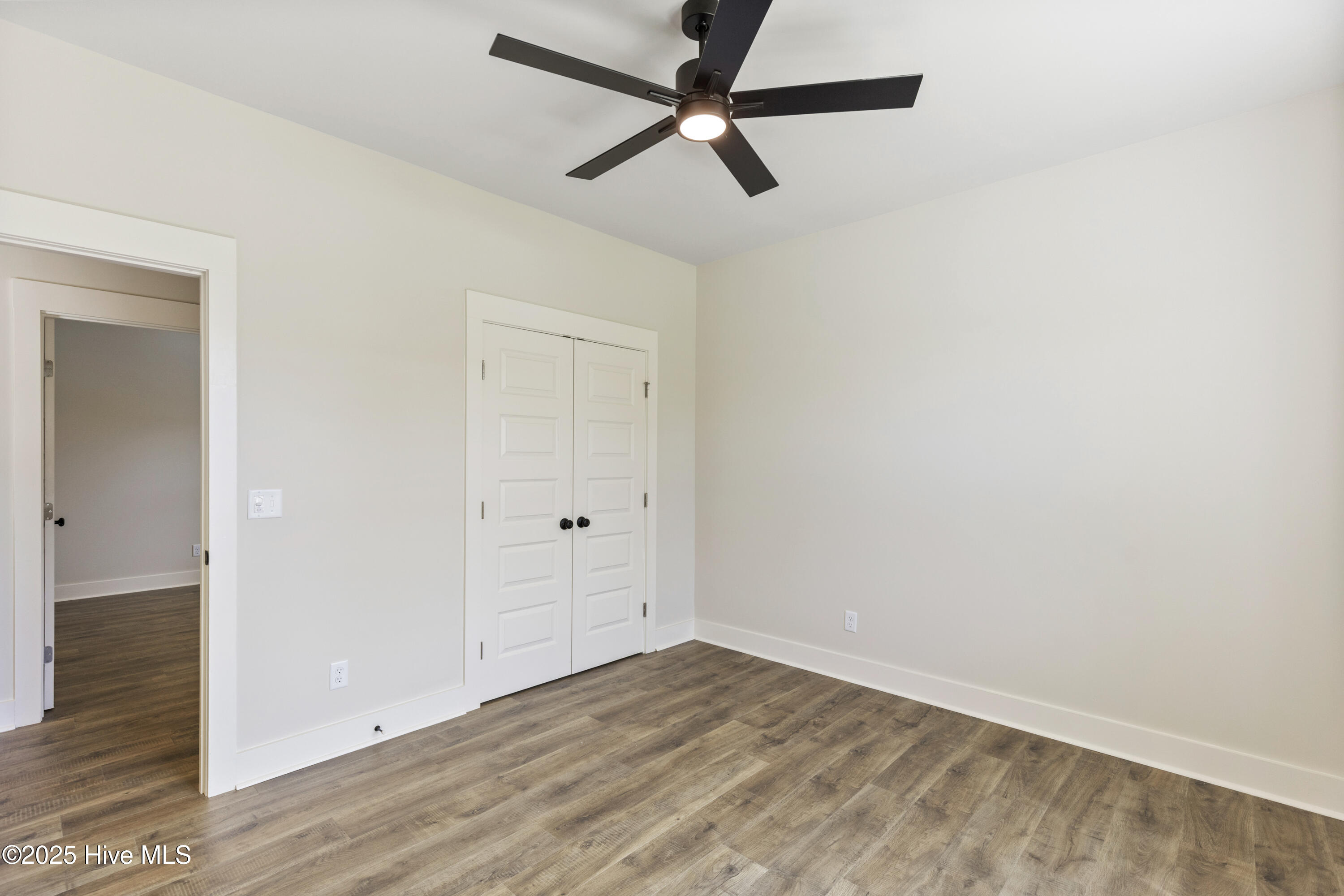 100539759 | Photo 20