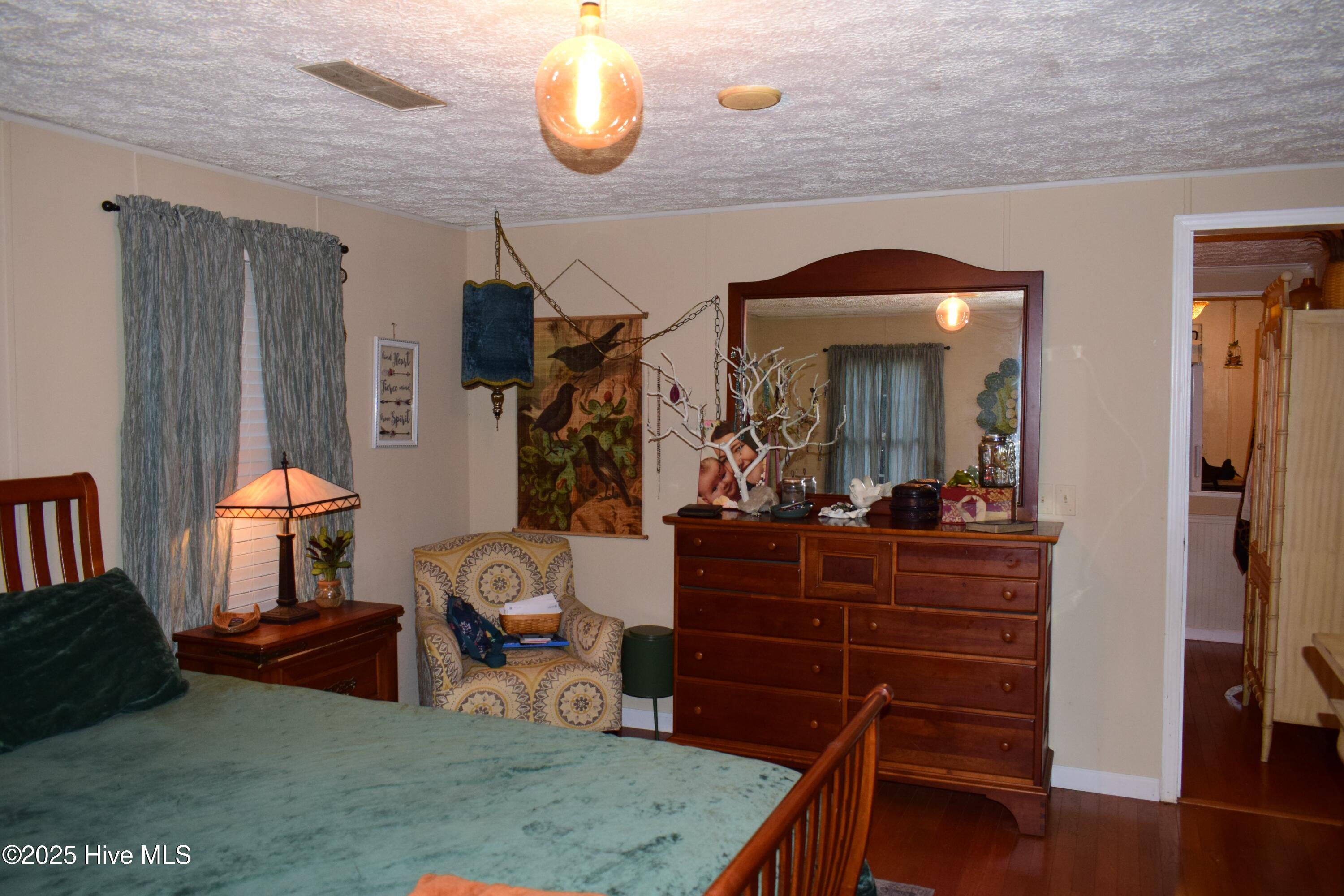 100543289 | Photo 27