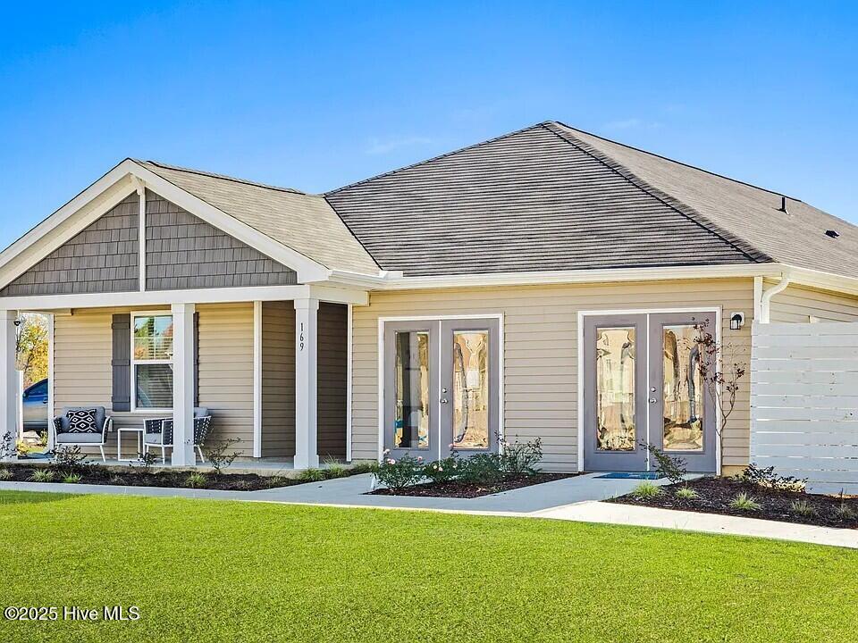 Homes for sale in Supply, NC | 1136 Garland Lake Circle Sw, Supply, NC 28462 | MLS# 100538180