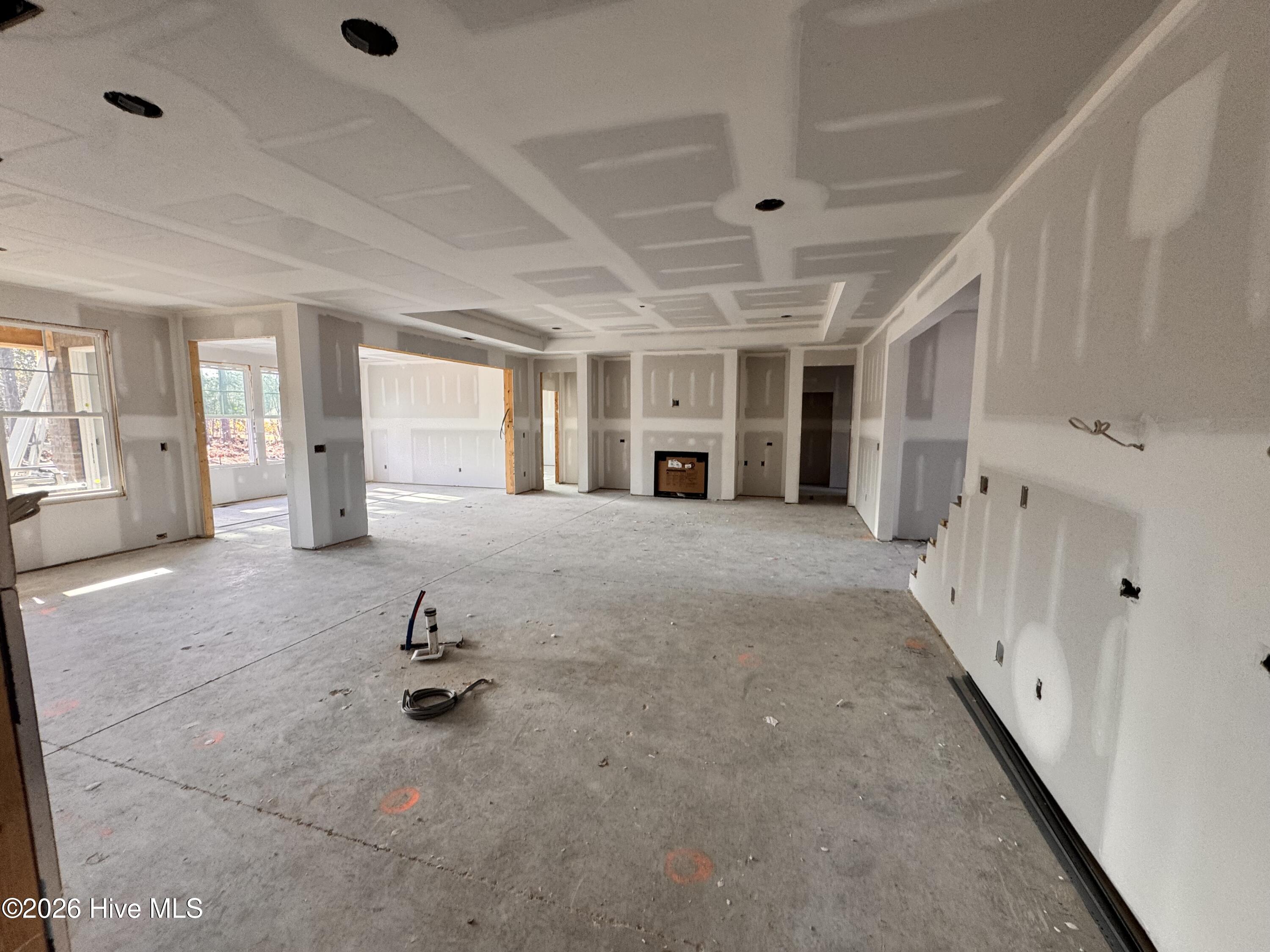 100549438 | Photo 33