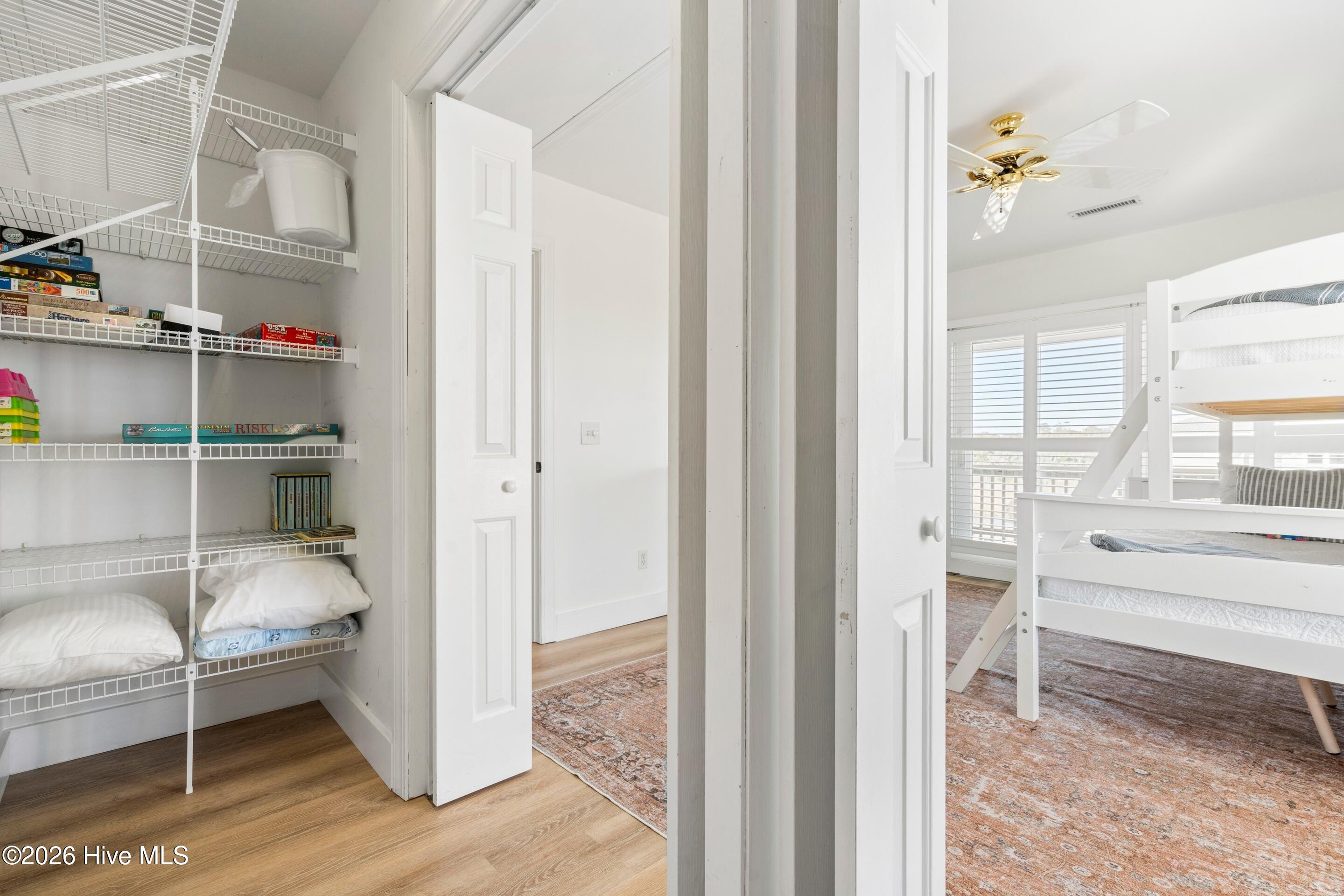 100549309 | Photo 66