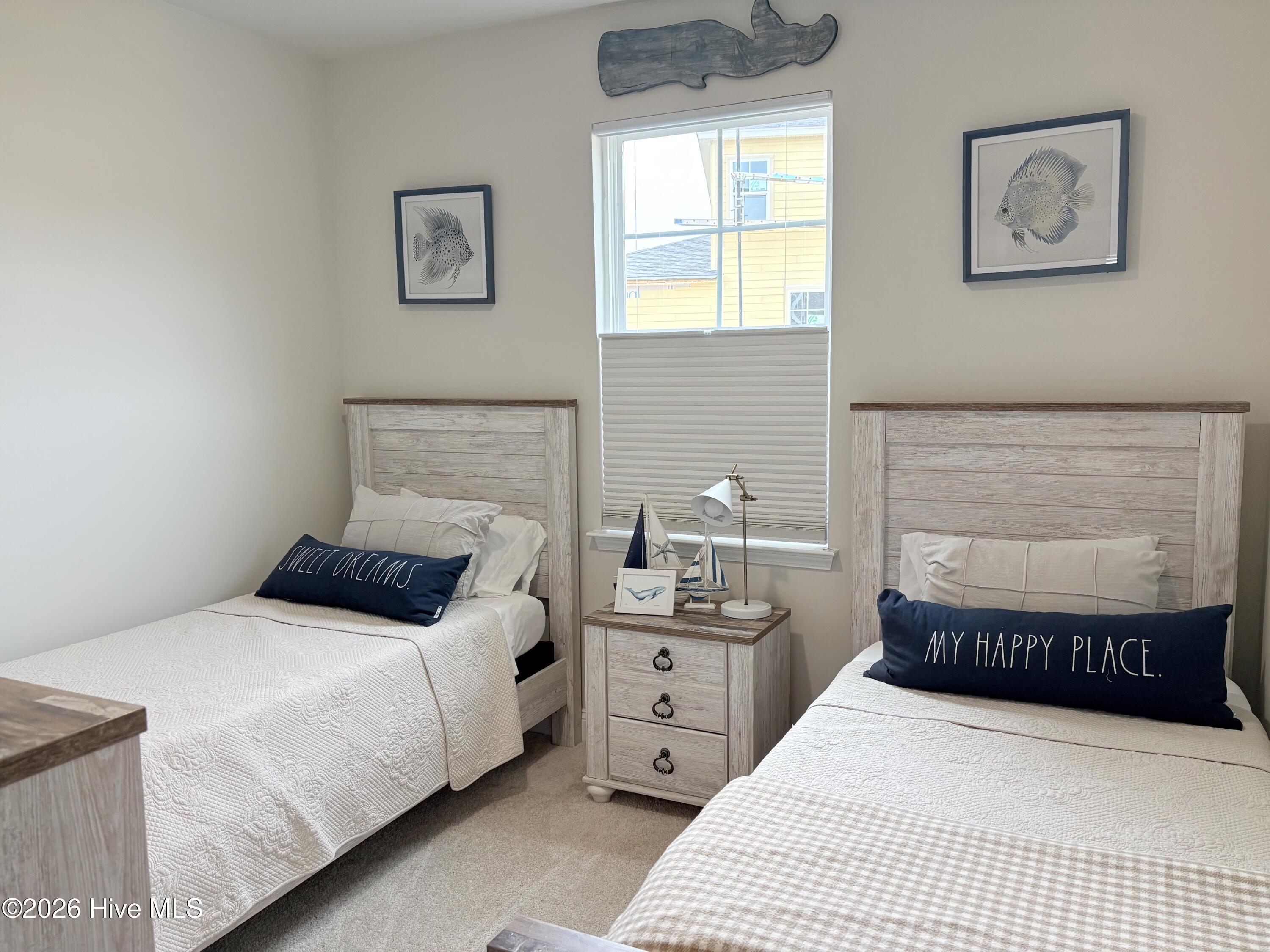 100555775 | Photo 26