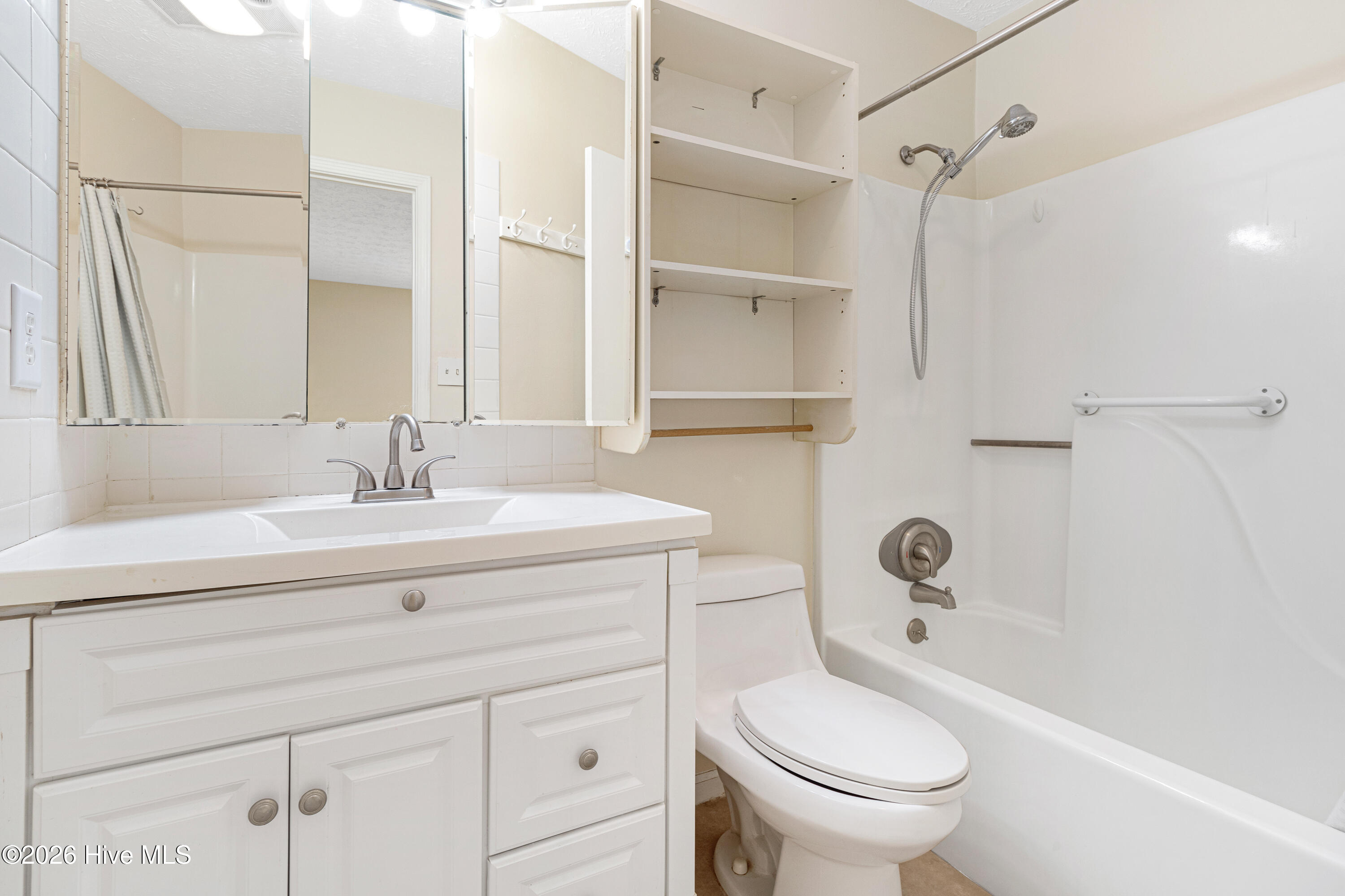 3803 Galantis Drive,Morehead City