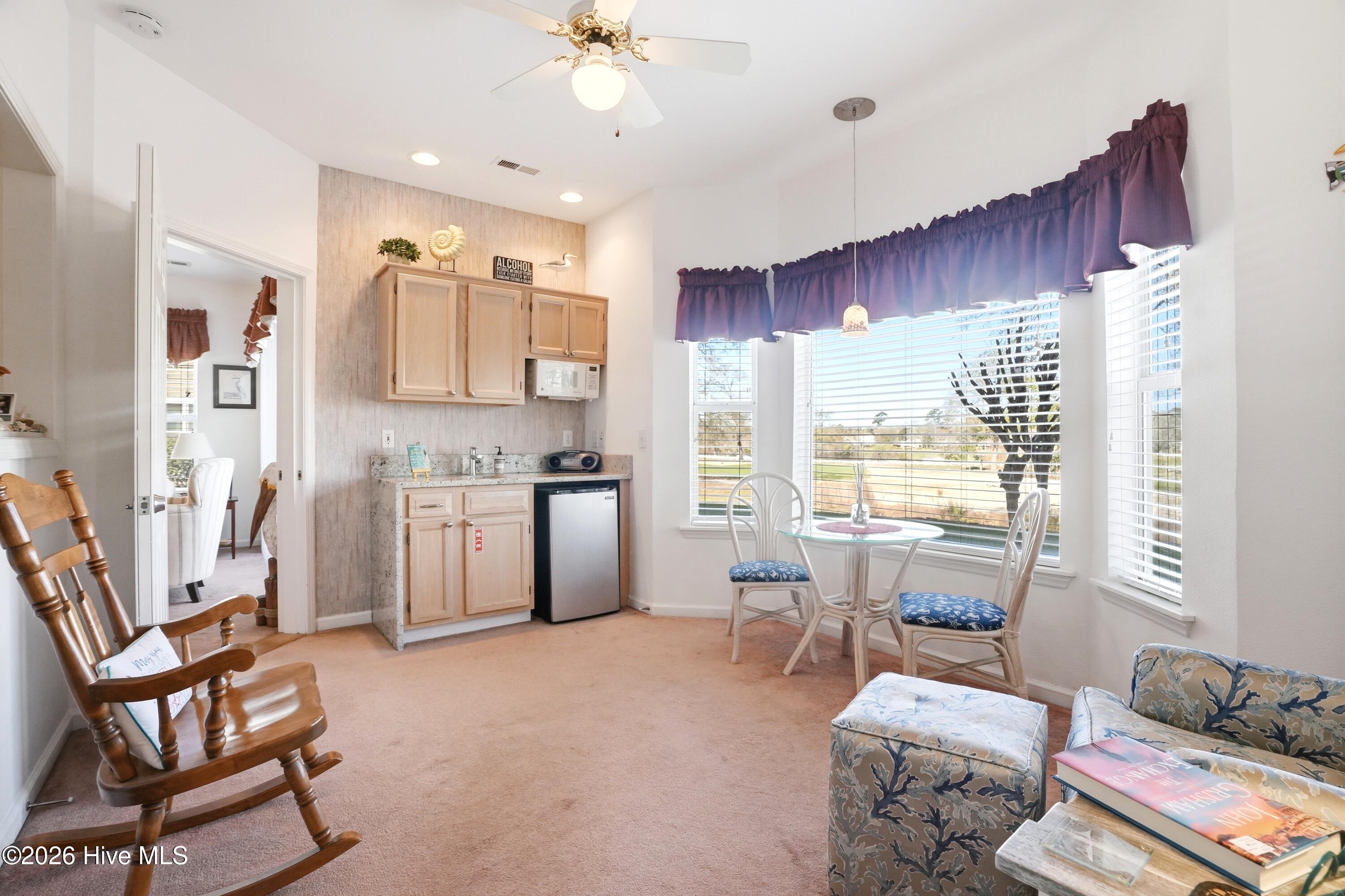 100561892 | Photo 41