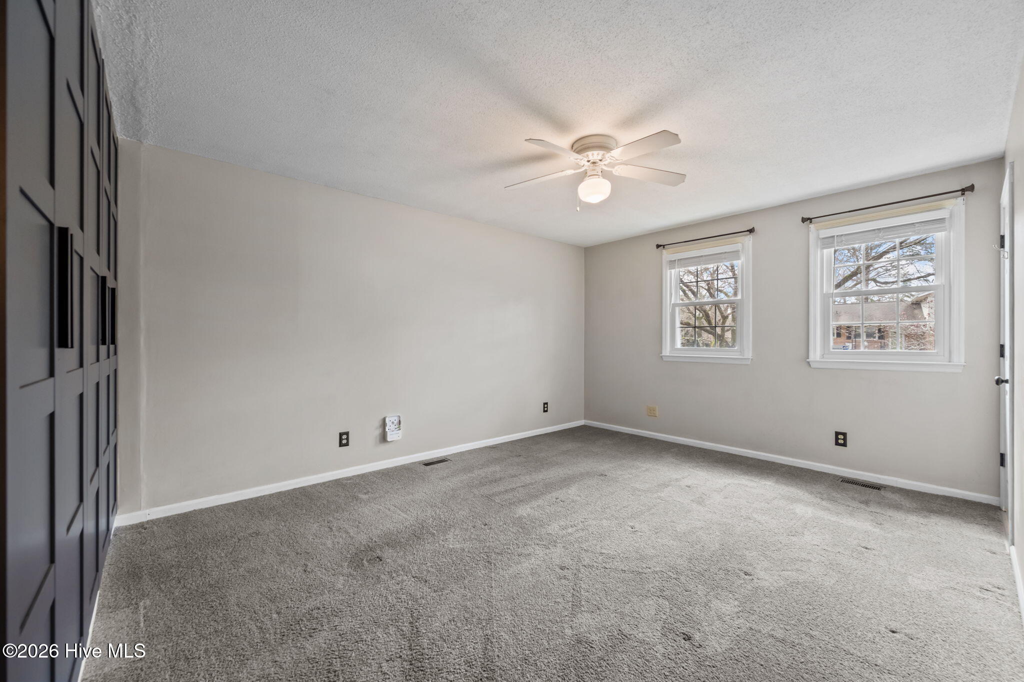 100554192 | Photo 45