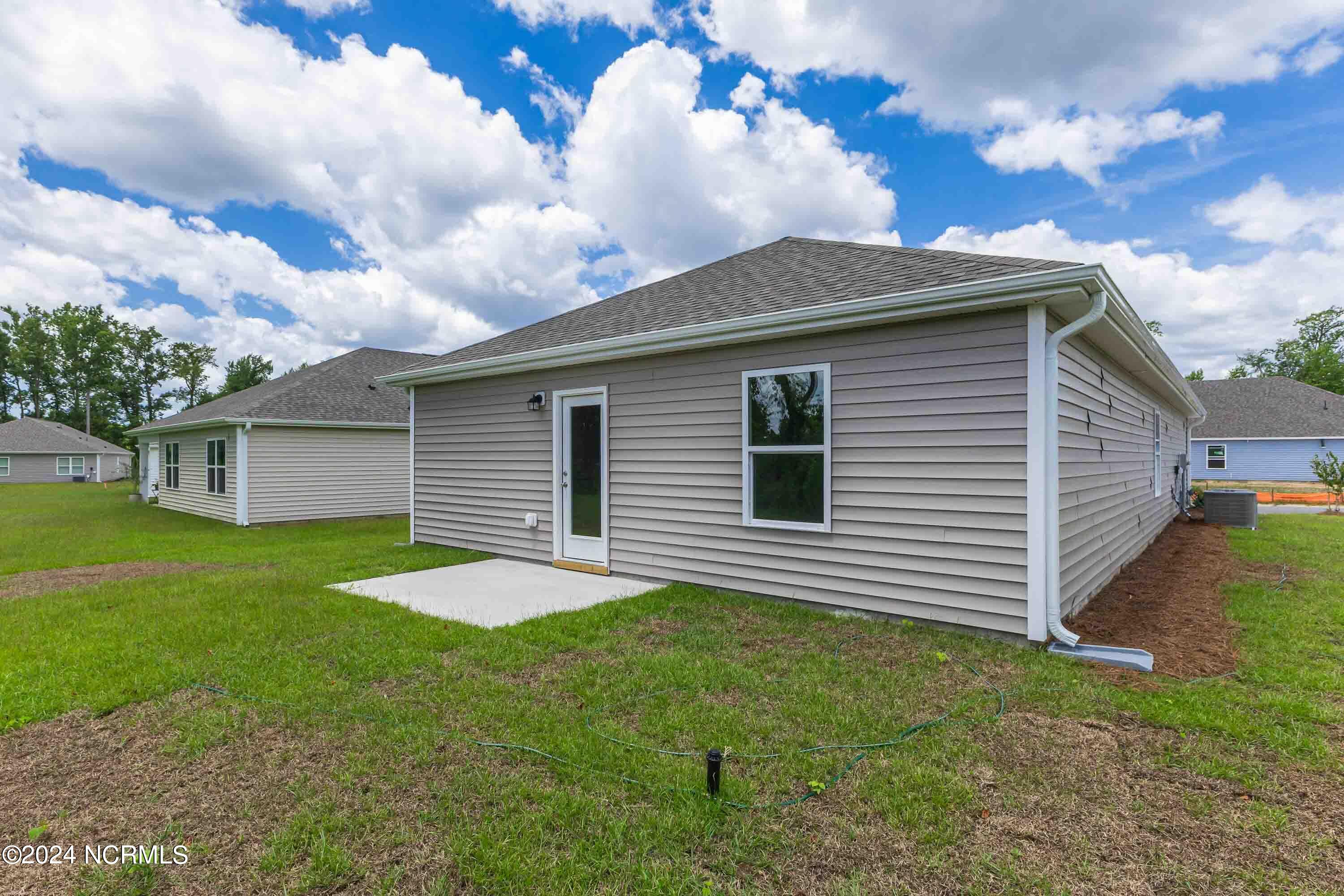 100533667 | Photo 30