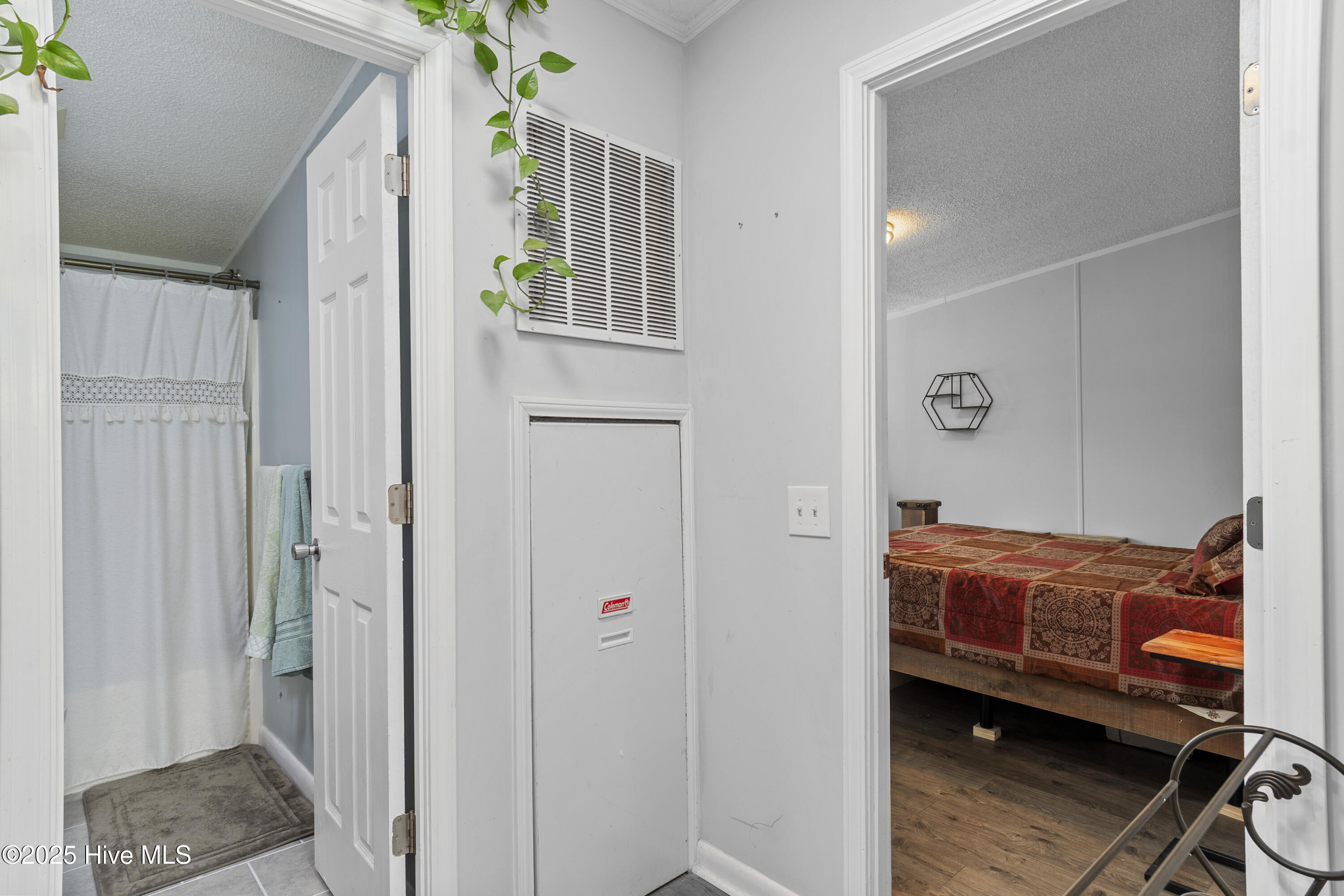 100517540 | Photo 38